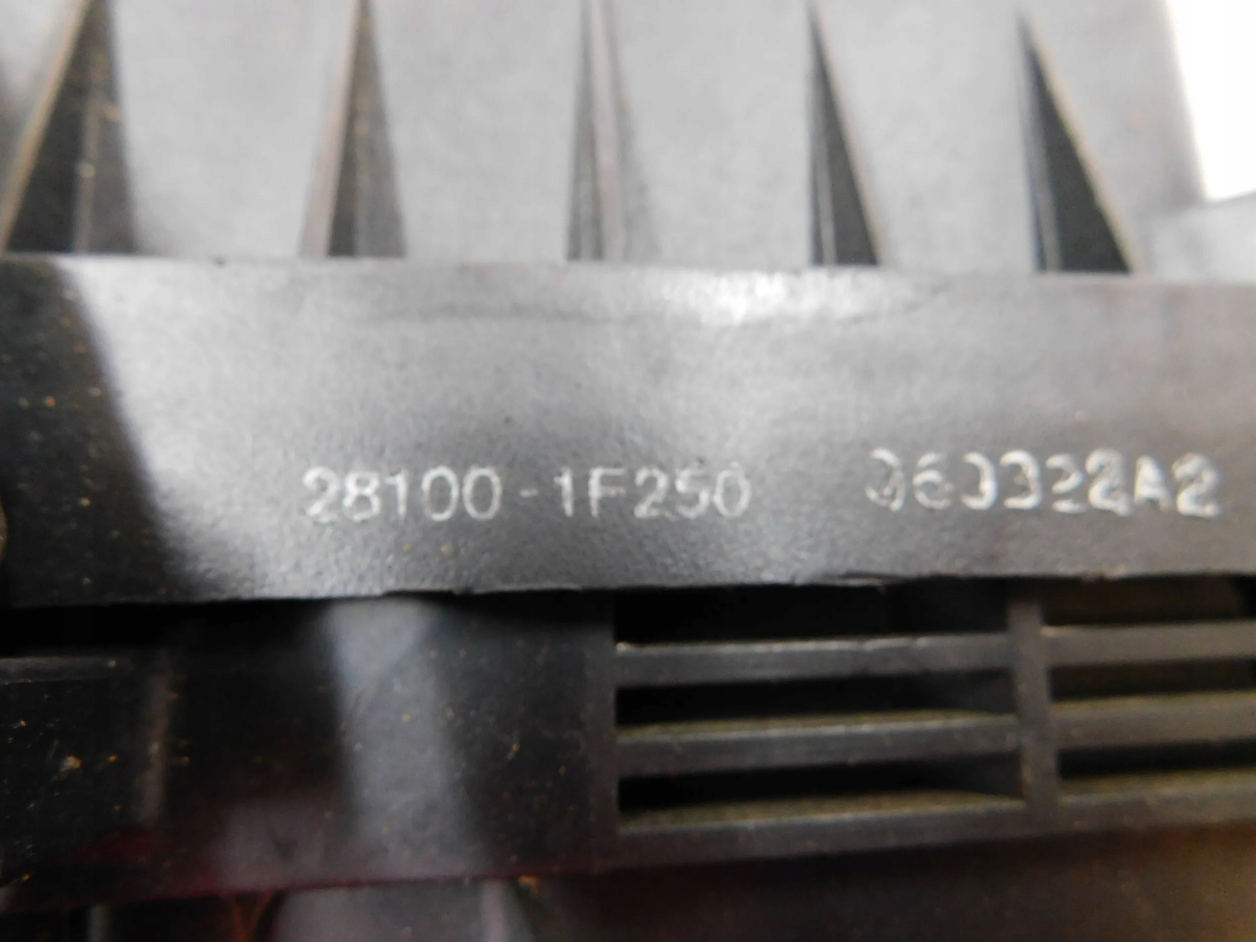 OBAL VZDUCHOVÉHO FILTERA KIA SPORTAGE II 2.0 CRDI