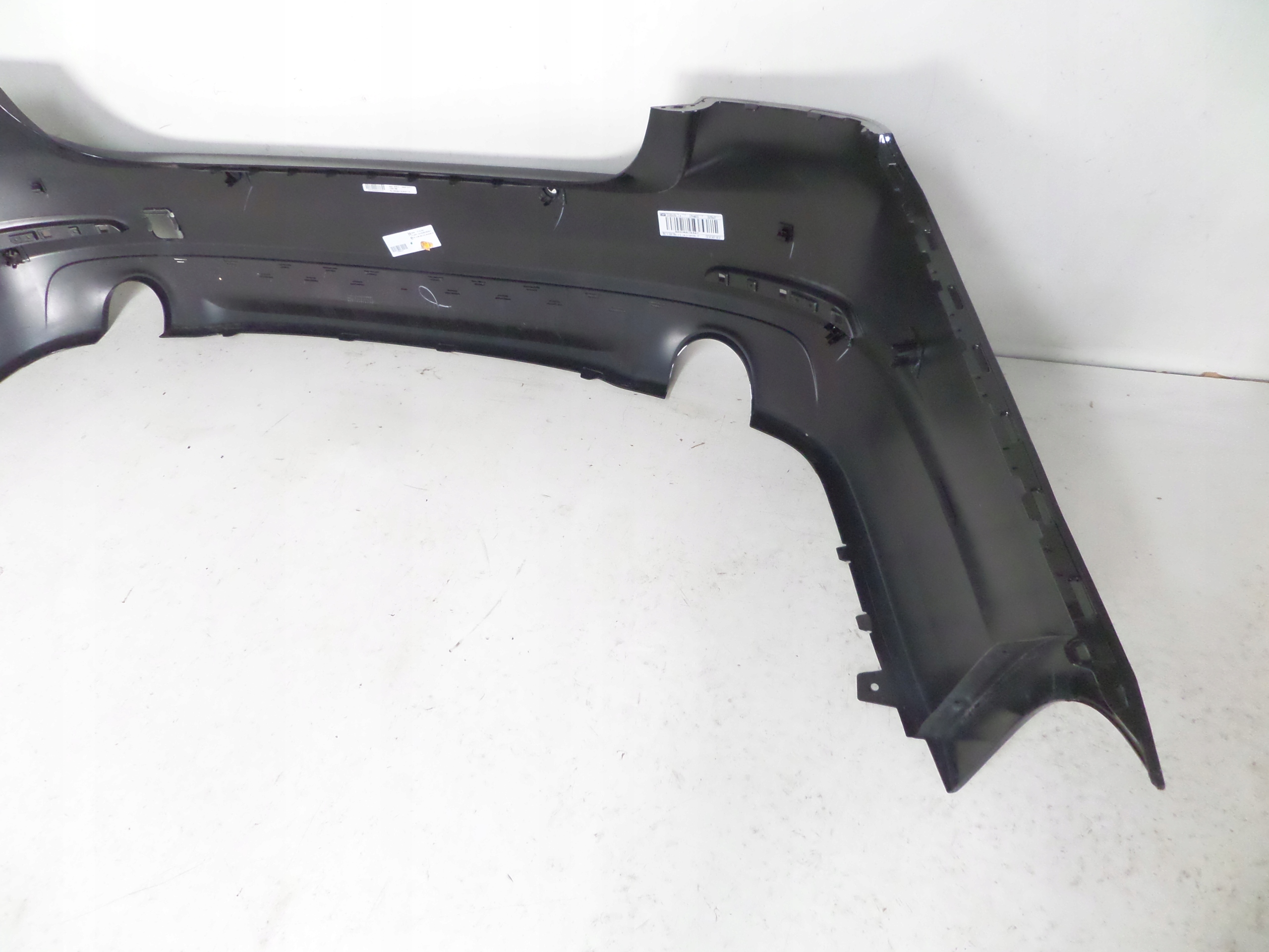 ZADNÝ NÁRAZNÍK BMW 5 G30 17- SEDAN