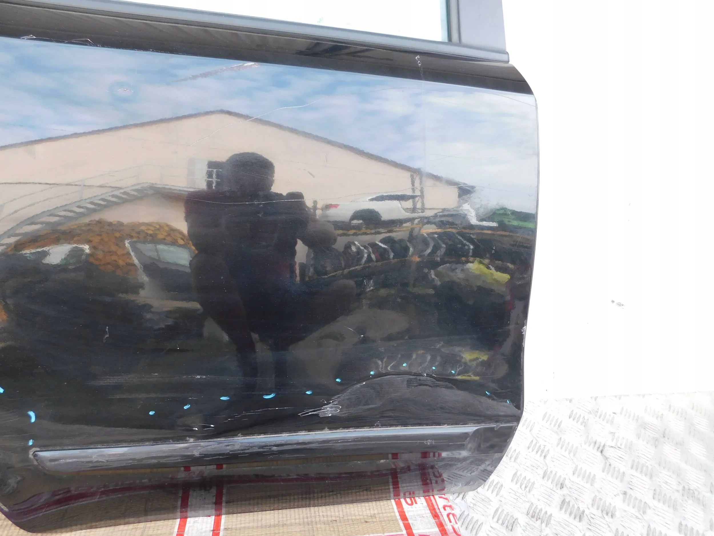 PRAVE ZADNE DVERE NISSAN NOTE 06-