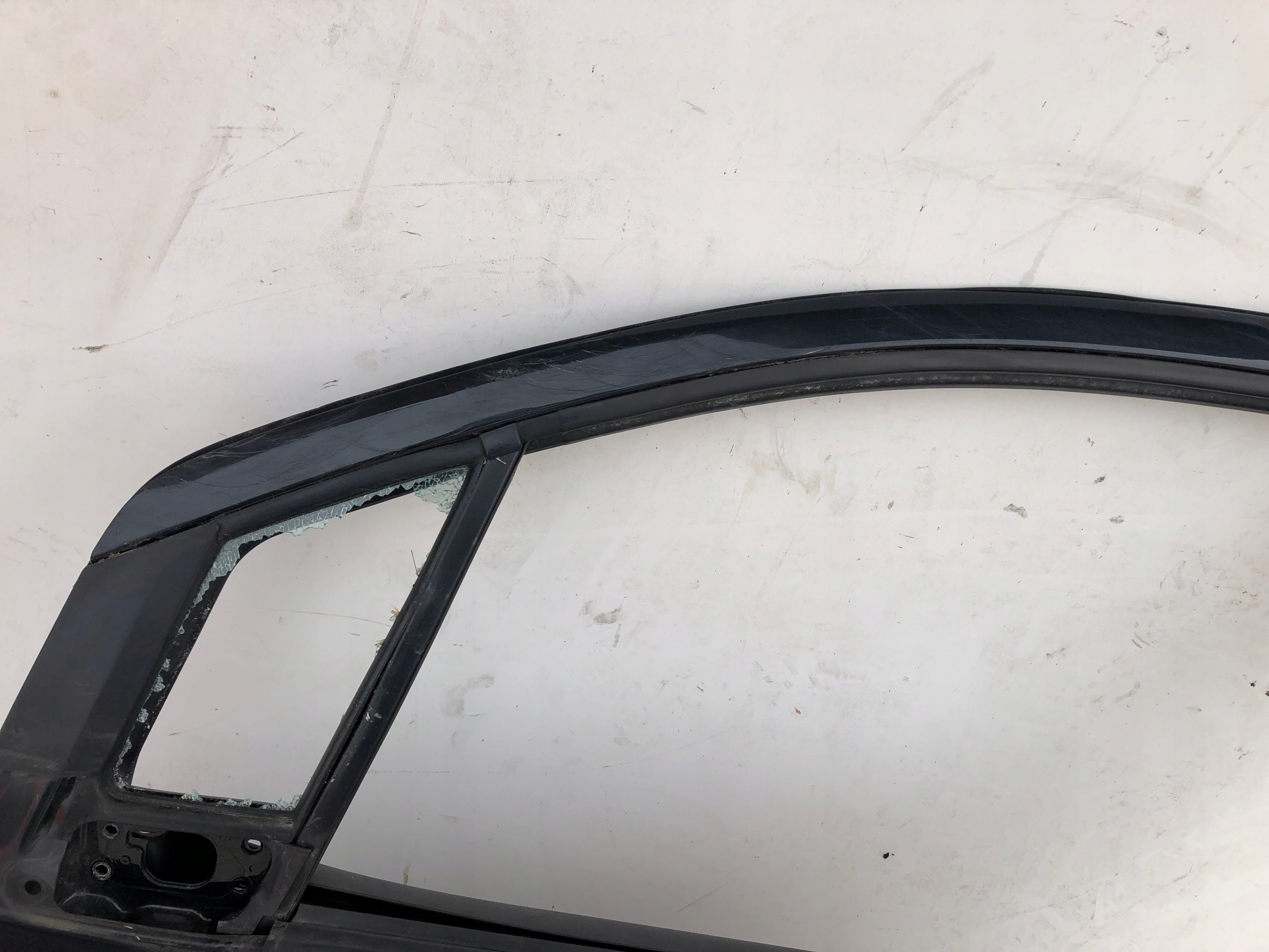 ĽAVÉ PREDNÉ DVERE OPEL AGILA B SPLASH