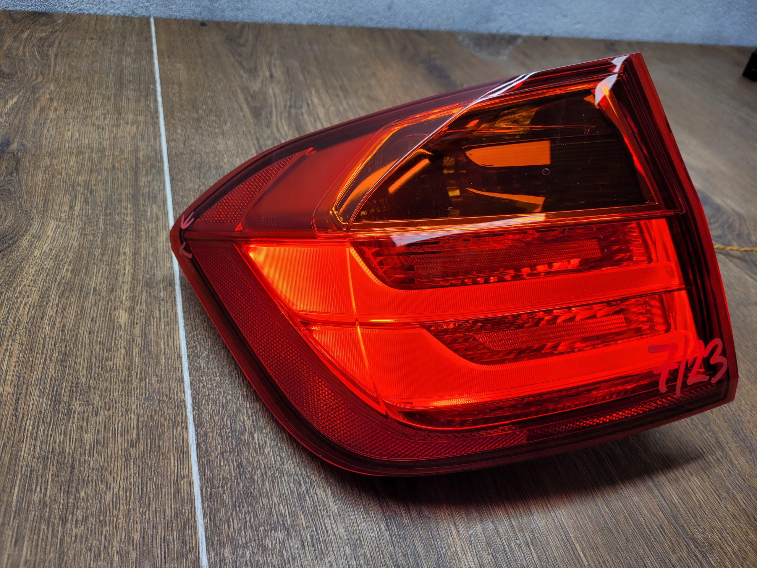 BMW 3 F30 7312845 LAVE ZADNE SVETLO