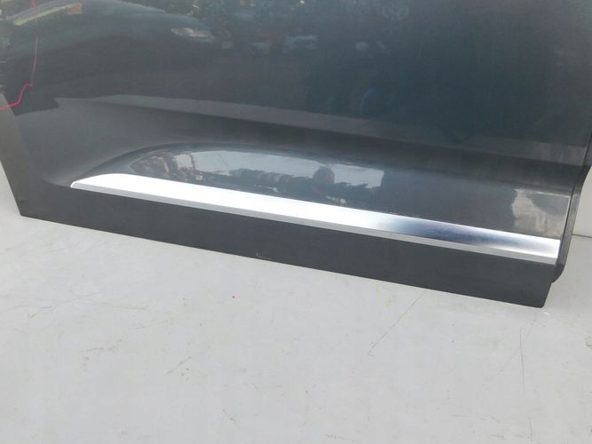 VW CADDY 20- PRAVE POSUVNE DVERE