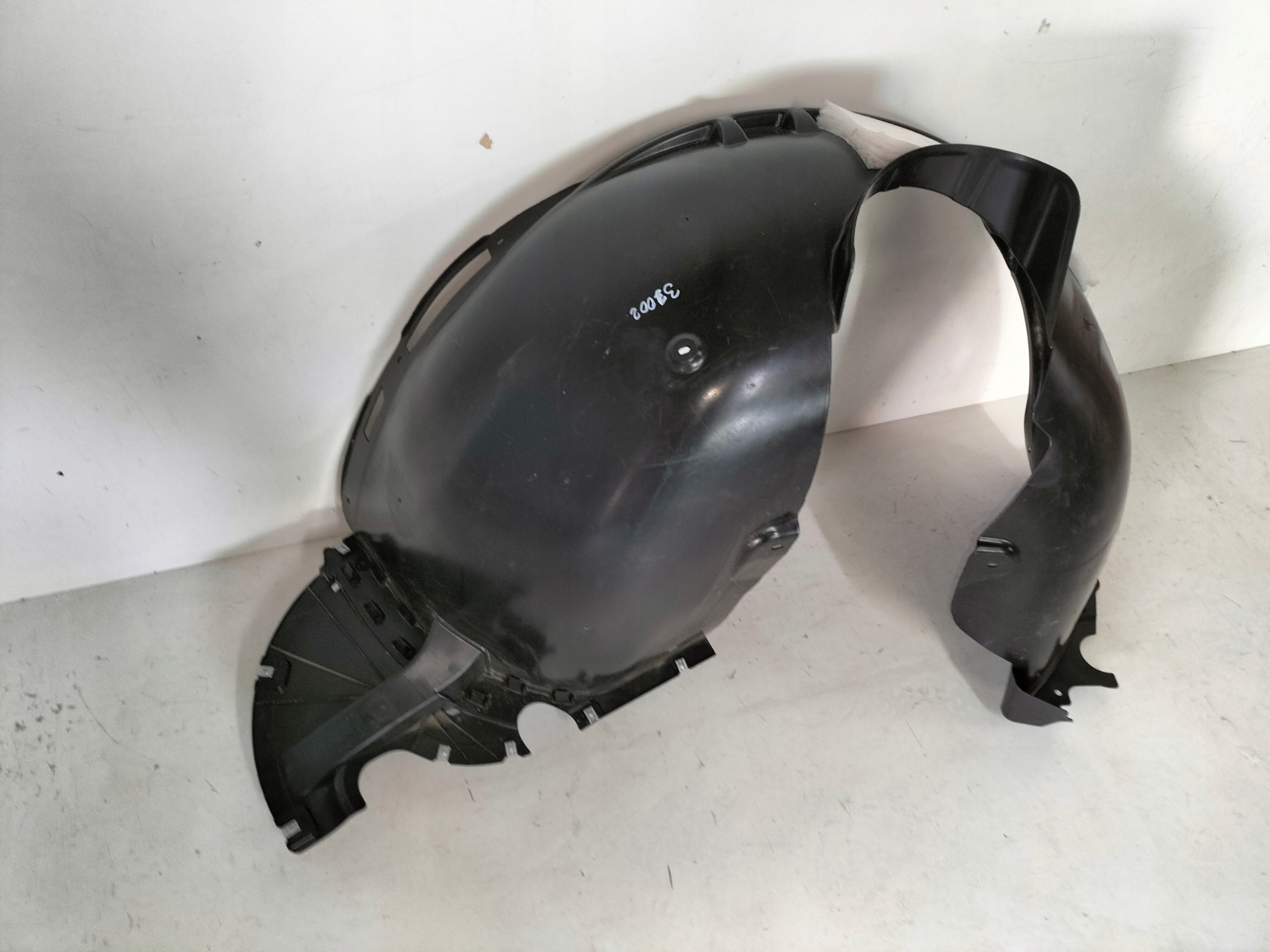 PRAVY PREDNY PODBLATNIK VW TIGUAN III 24-