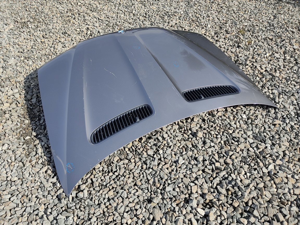 PREDNÁ KAPOTA MRIEZKA LISTA BMW X5 E53 LIFT 2003-2006