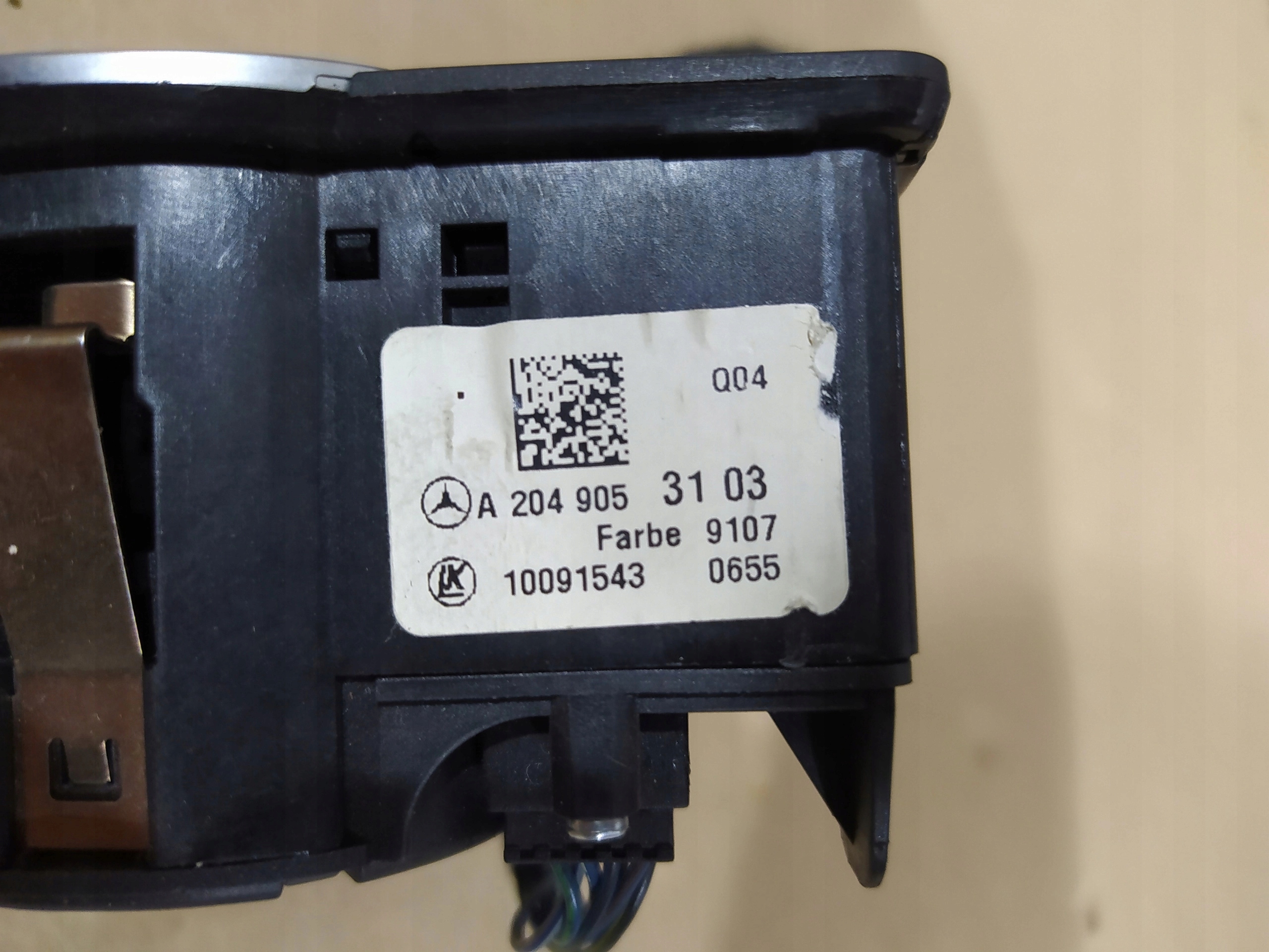VYPÍNAČ SVETIEL MERCEDES W117 A2049053103