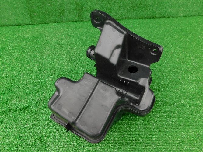 AUDI SEAT SKODA VW NÁDOBKA OSTREKOVAČOV