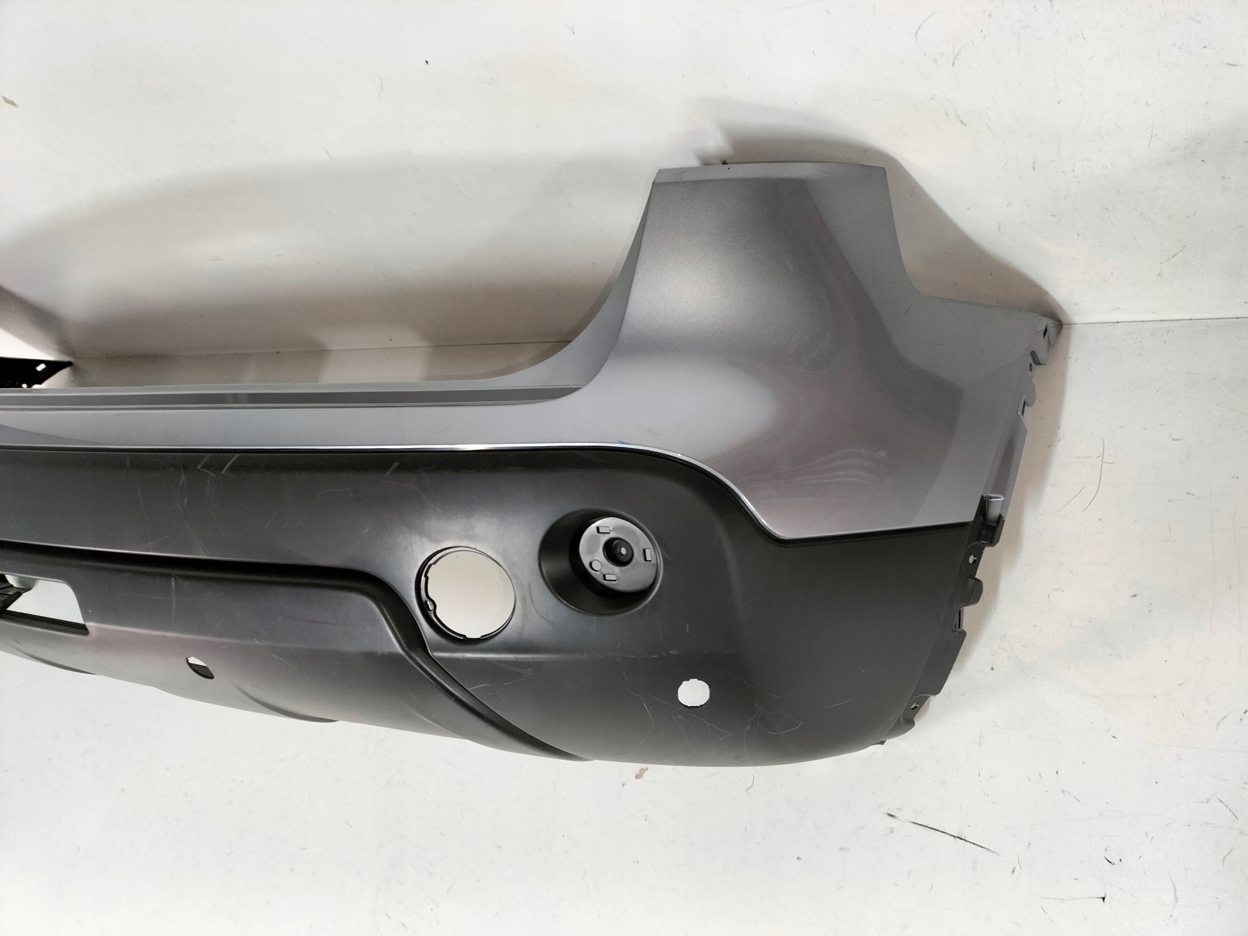 ZADNÝ NÁRAZNÍK NISSAN QASHQAI I 06-09