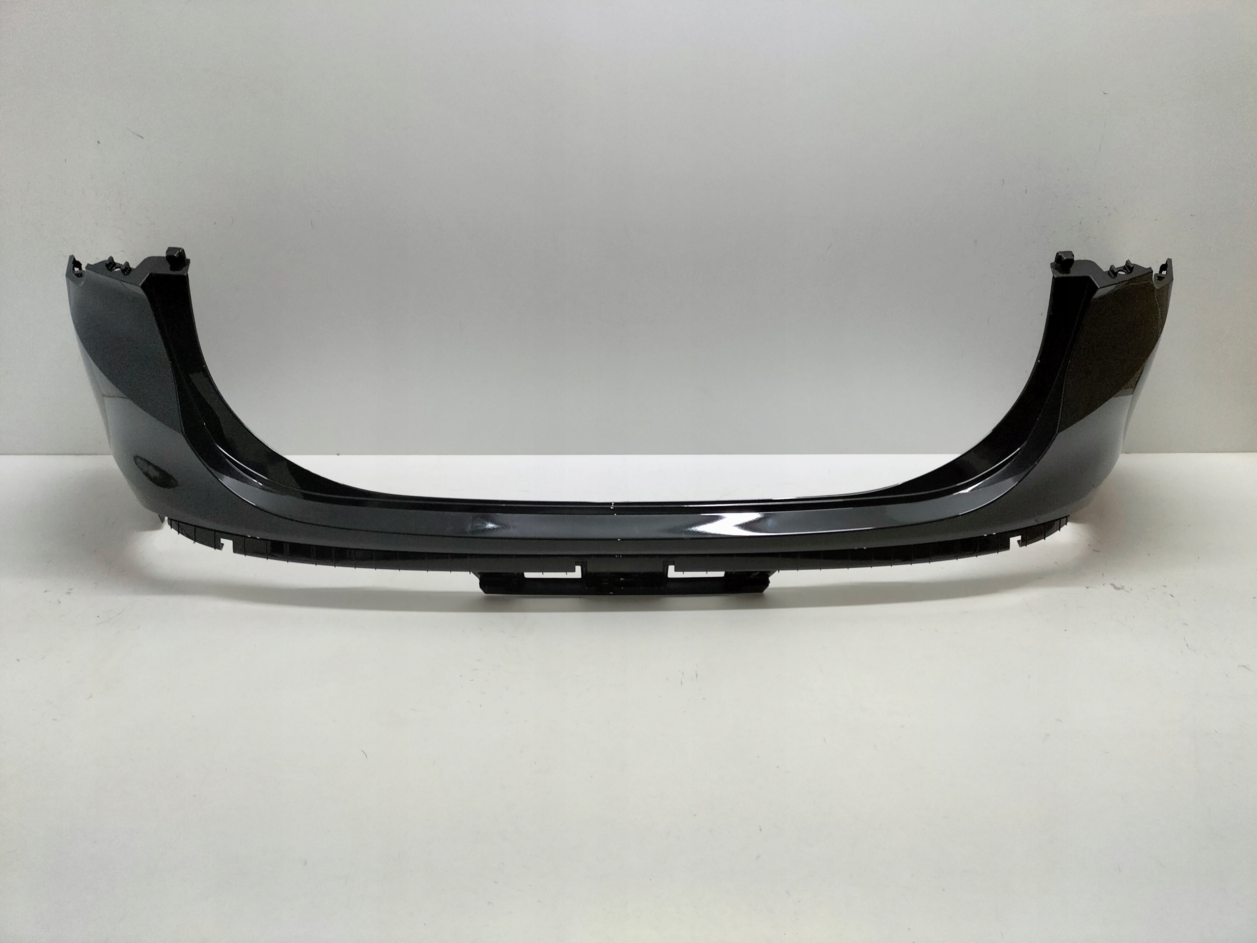 ZADNÝ NÁRAZNÍK HYUNDAI SANTA FE IV LIFT 21-