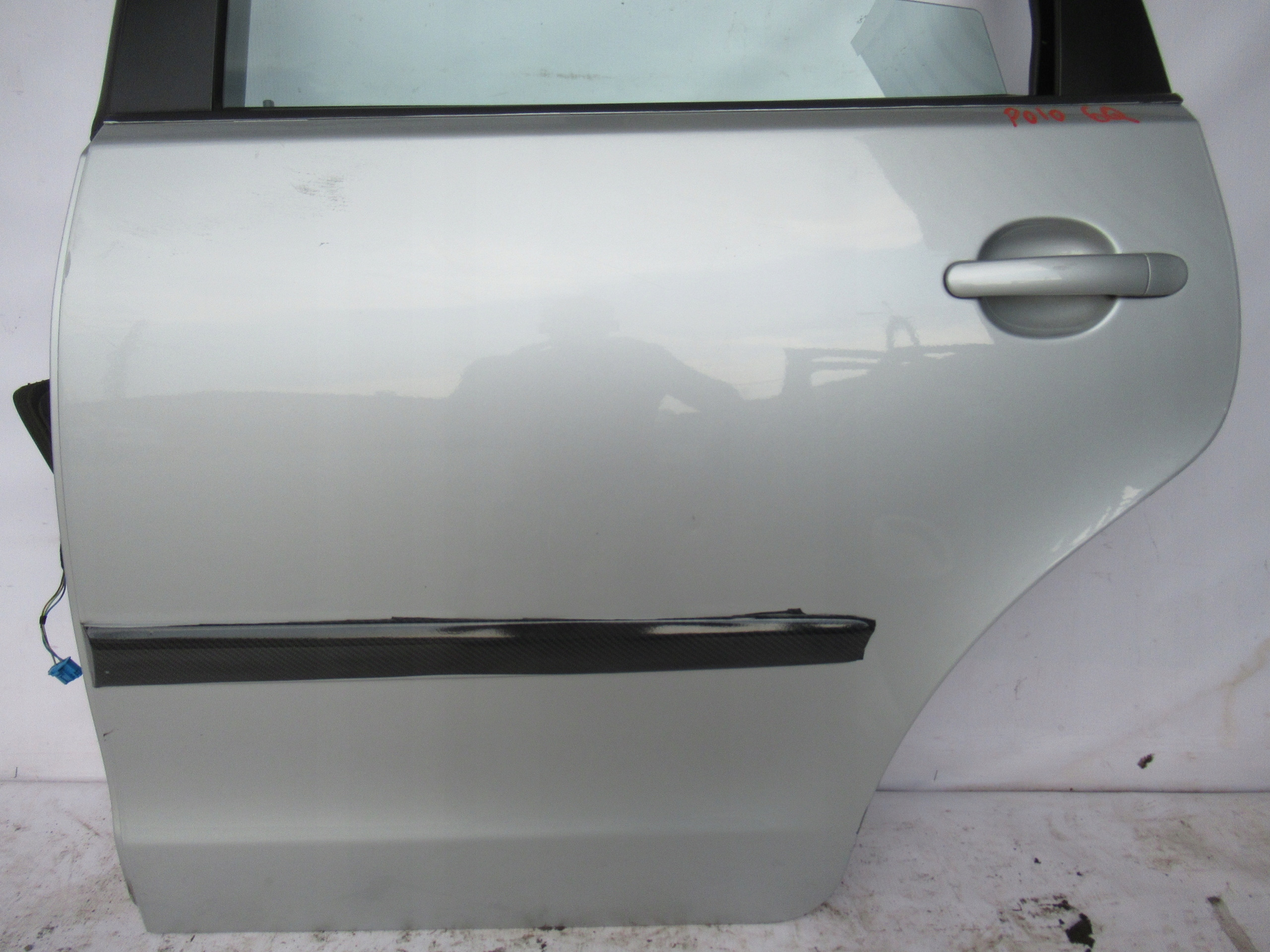 ĽAVÉ ZADNÉ DVERE VW POLO 6Q 05-