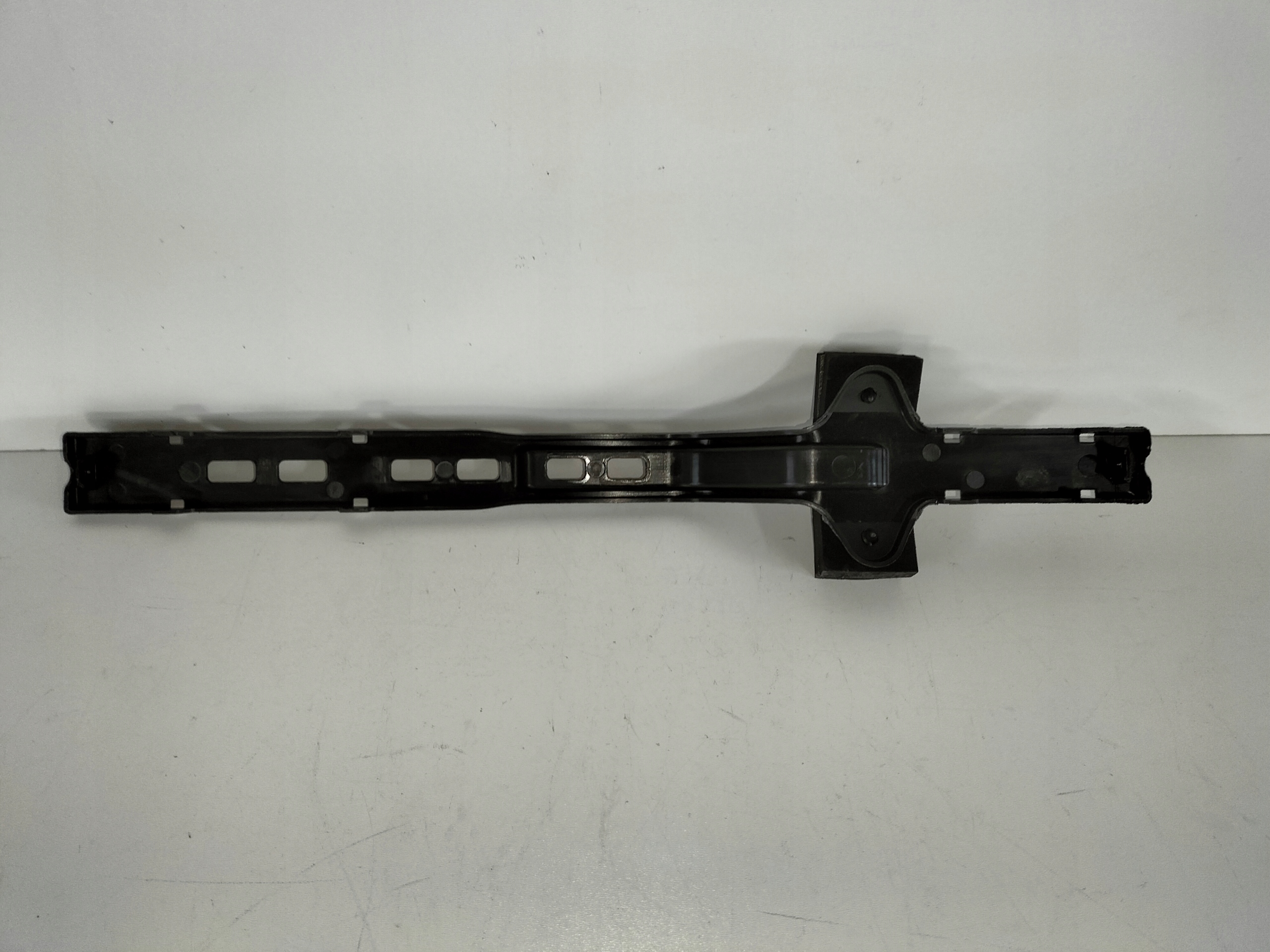 DRŽIAK FORD MONDEO MK5 14-