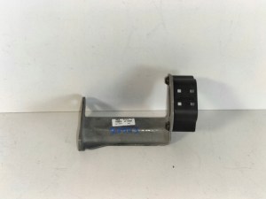 DRZIAK UCHYT FILTERA VZDUCHU dół LAVY BMW 5 F10 F11 10- BMW X3 F25 10- DRZIAK UCHYT FILTERA VZDUCHU dół LAVY BMW 5 F10 F11 10- BMW X3 F25 10-