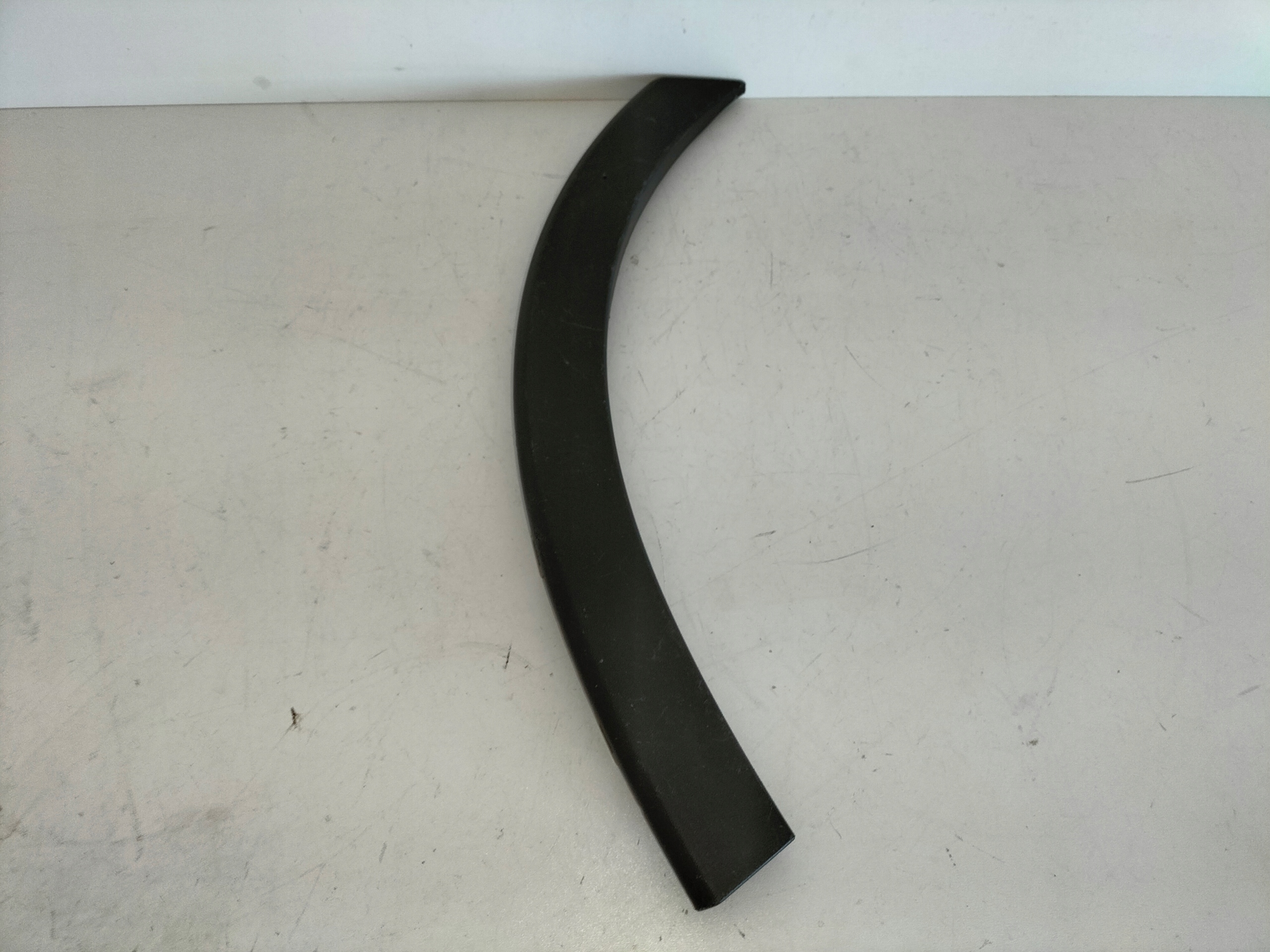 LISTA PREDNEHO NARAZNIKA LAVA VW GOLF 8 VIII 20-24 ALLTRACK