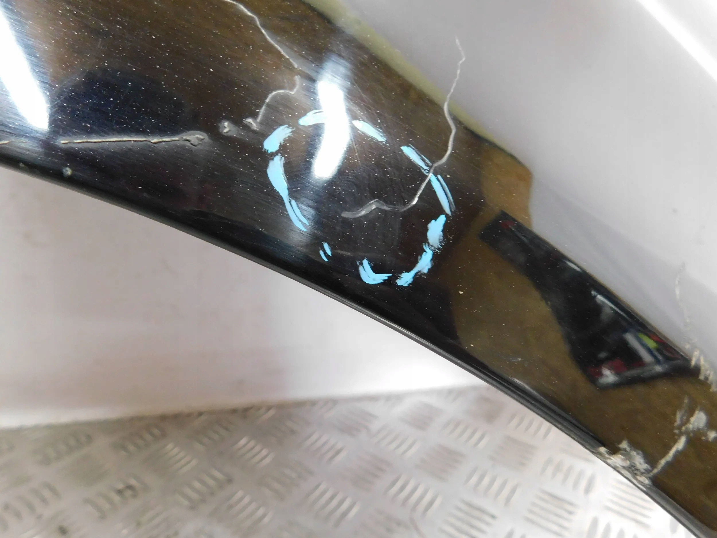 BLATNIK PREDNÝ PRAVY OPEL CORSA D