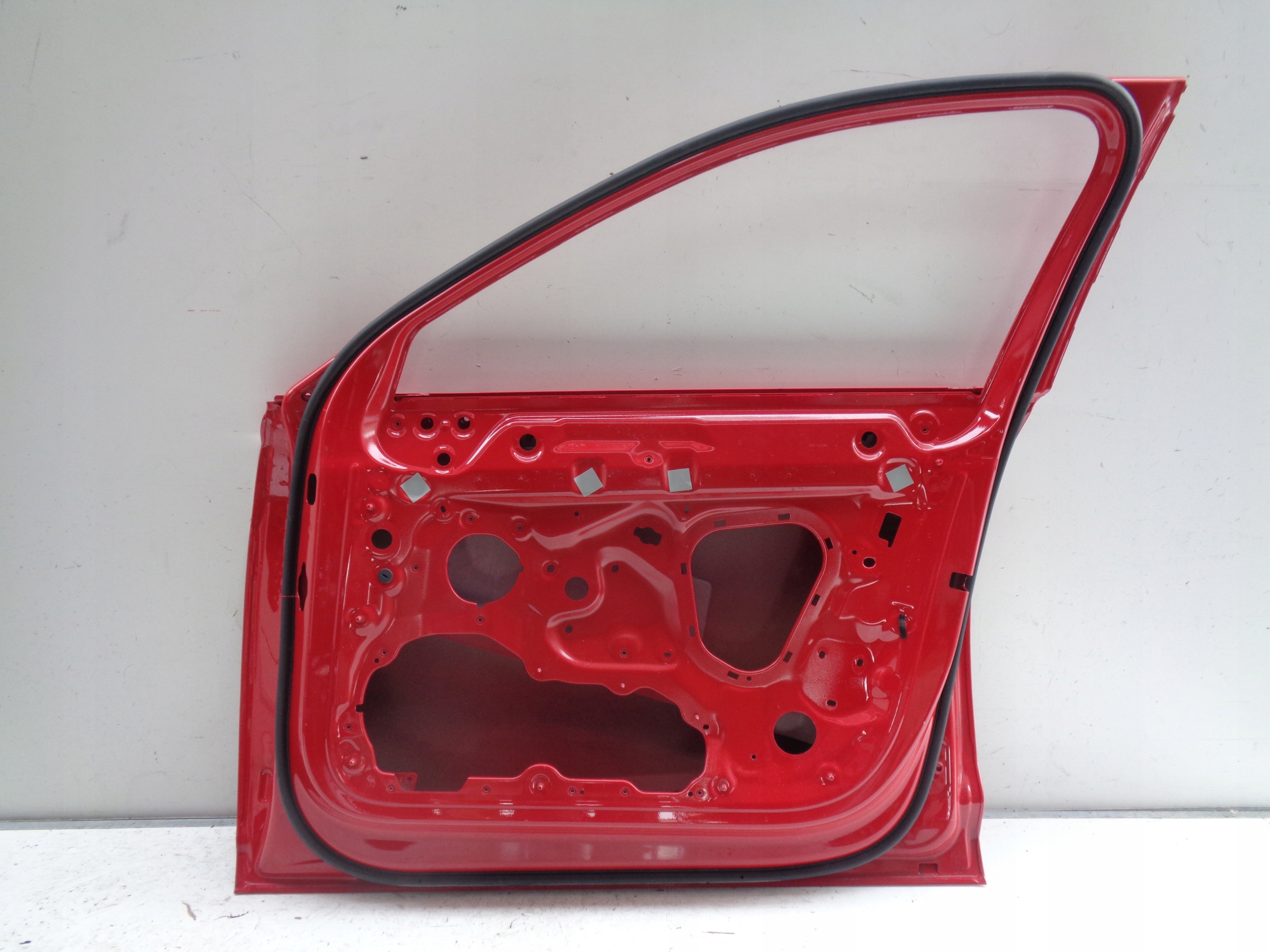 PRAVE PREDNE DVERE AUDI A6 C8 4K 4K0 18- NR 38704