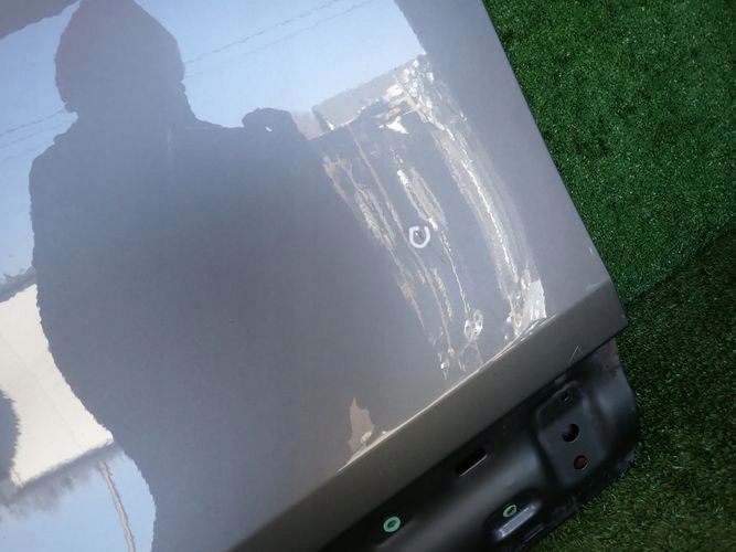 VW TOUAREG 10- PRAVE PREDNE DVERE