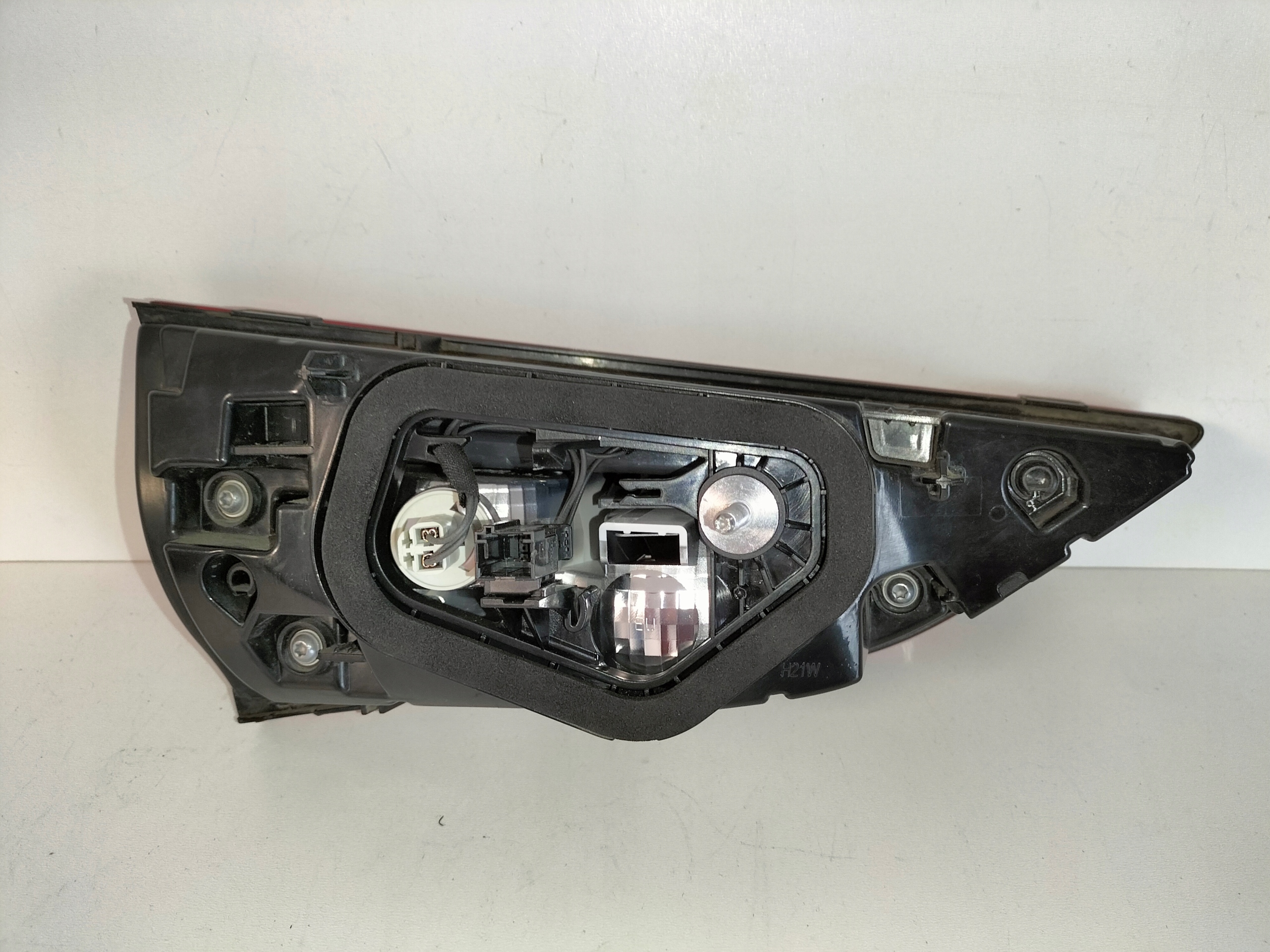 PRAVE ZADNE SVETLO OPEL GRANDLAND X 17-21 +LED
