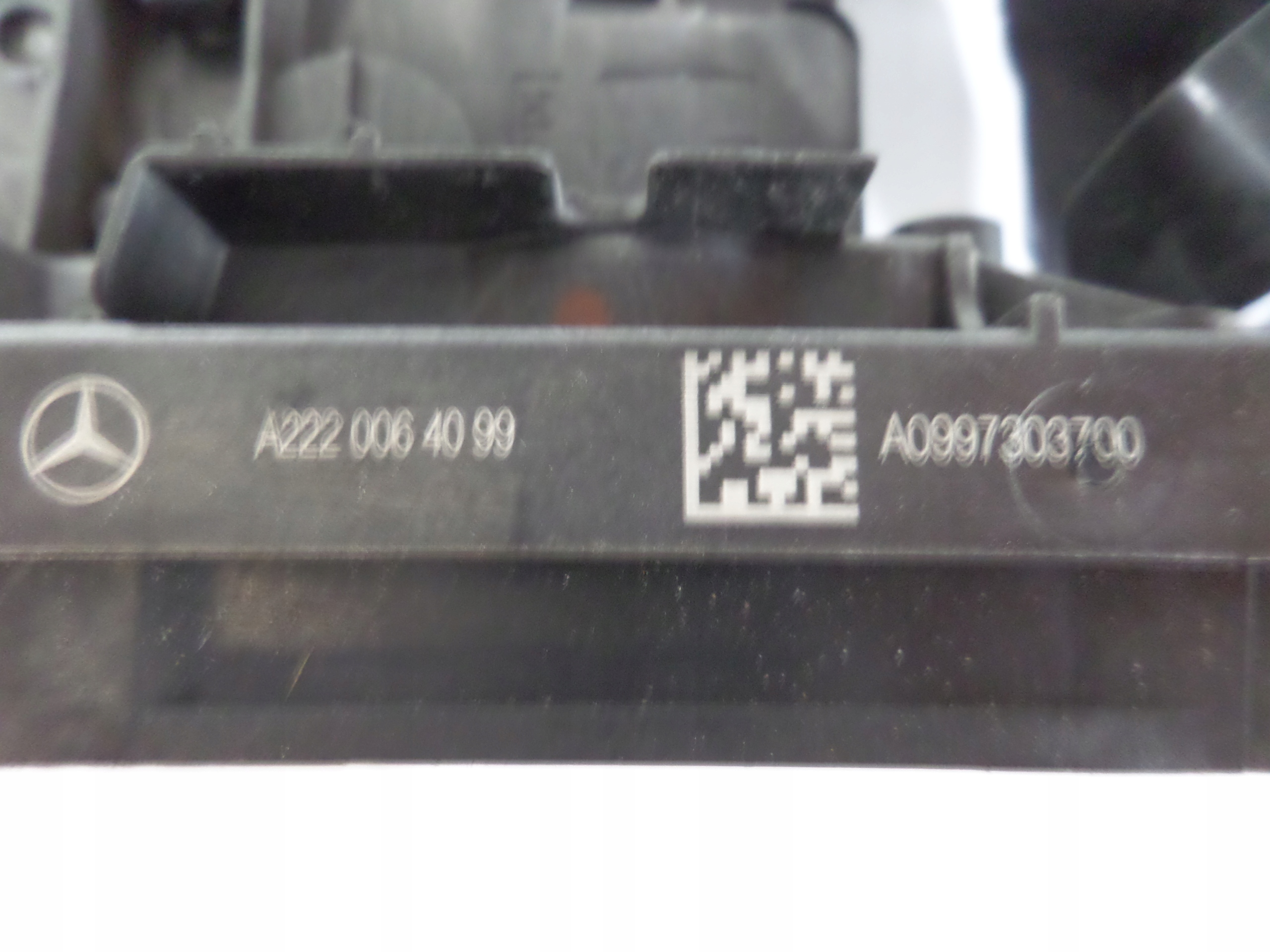 ZAMOK LAVYCH ZADNYCH DVERI MERCEDES E KLASA W2163 16-