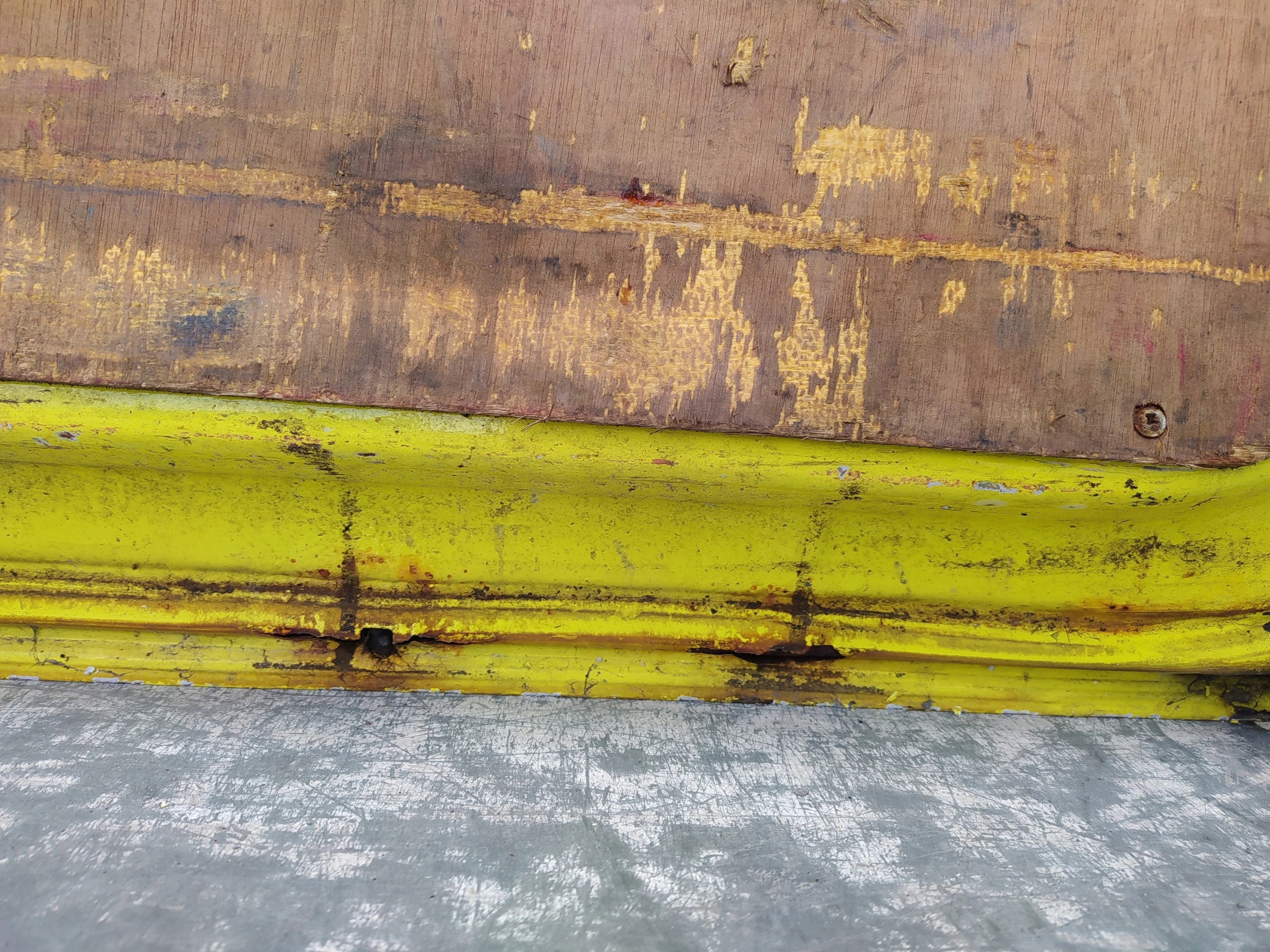 MERCEDES SPRINTER 906 CRAFTER ĽAVÉ ZADNÉ DVERE