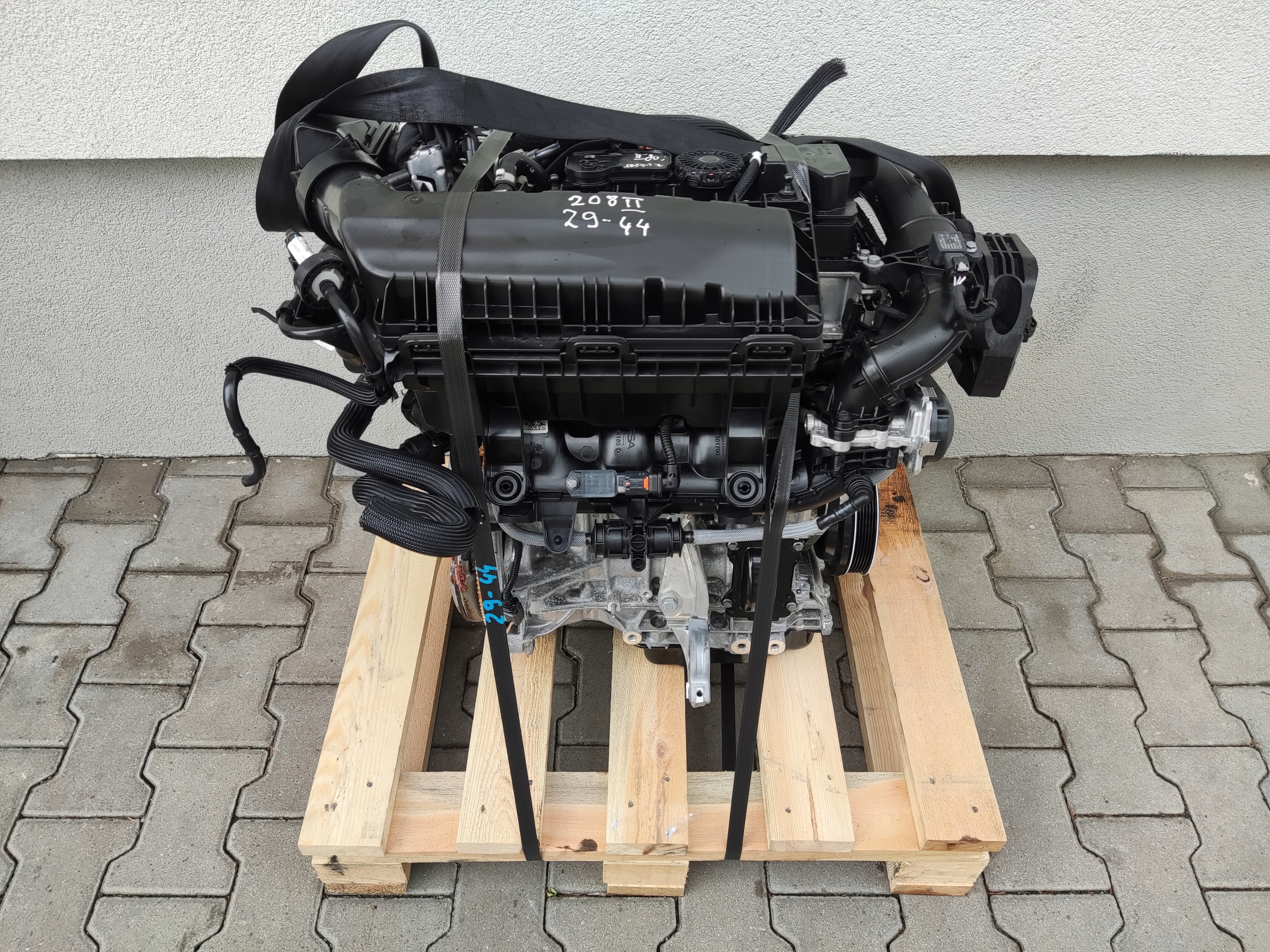 KOMPLETNÝ MOTOR TURBO PEUGEOT 208 II 1.2 THP HN09 10Z1AM