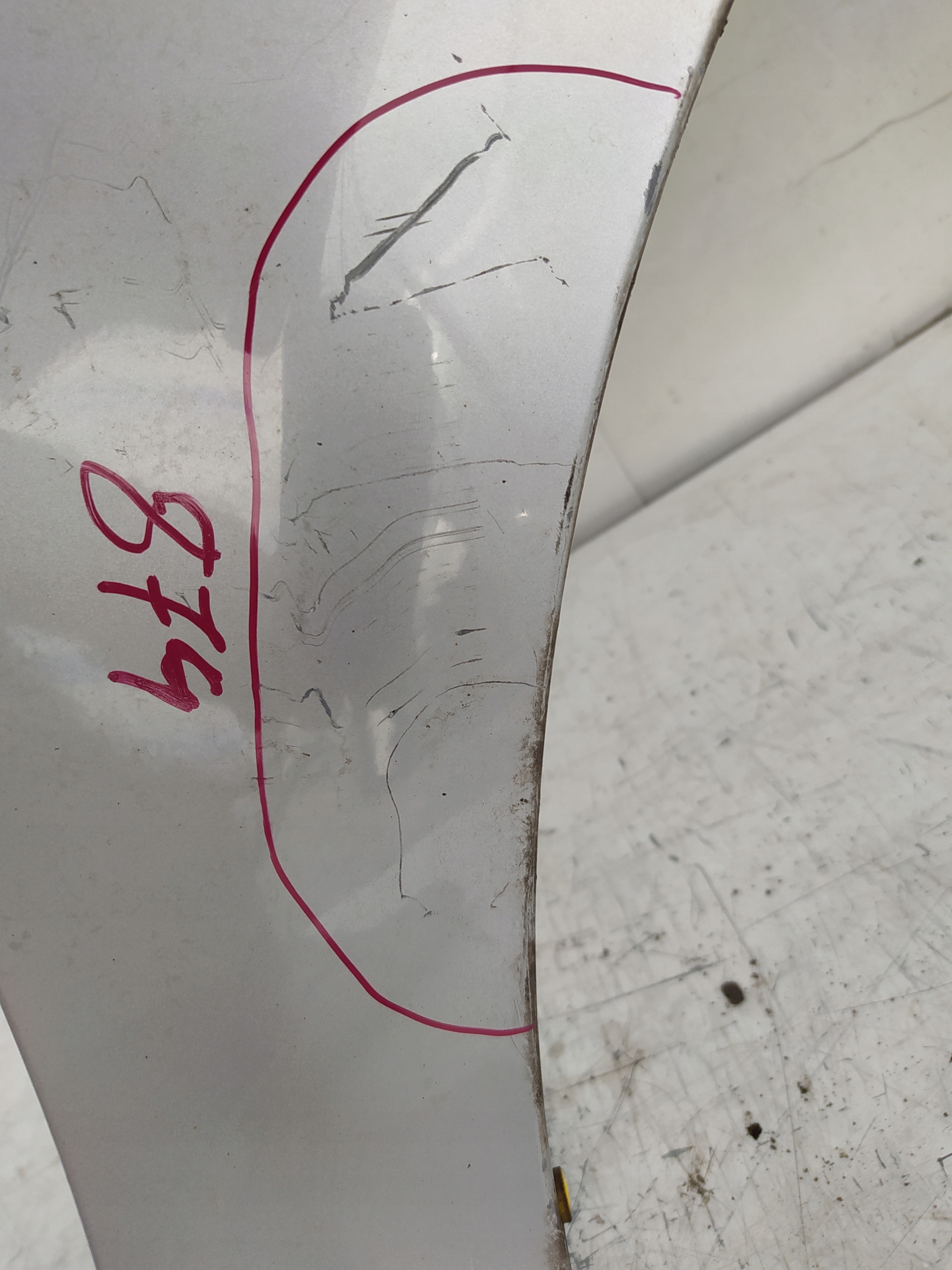 PEUGEOT 3008 PRAVY PREDNY BLATNIK