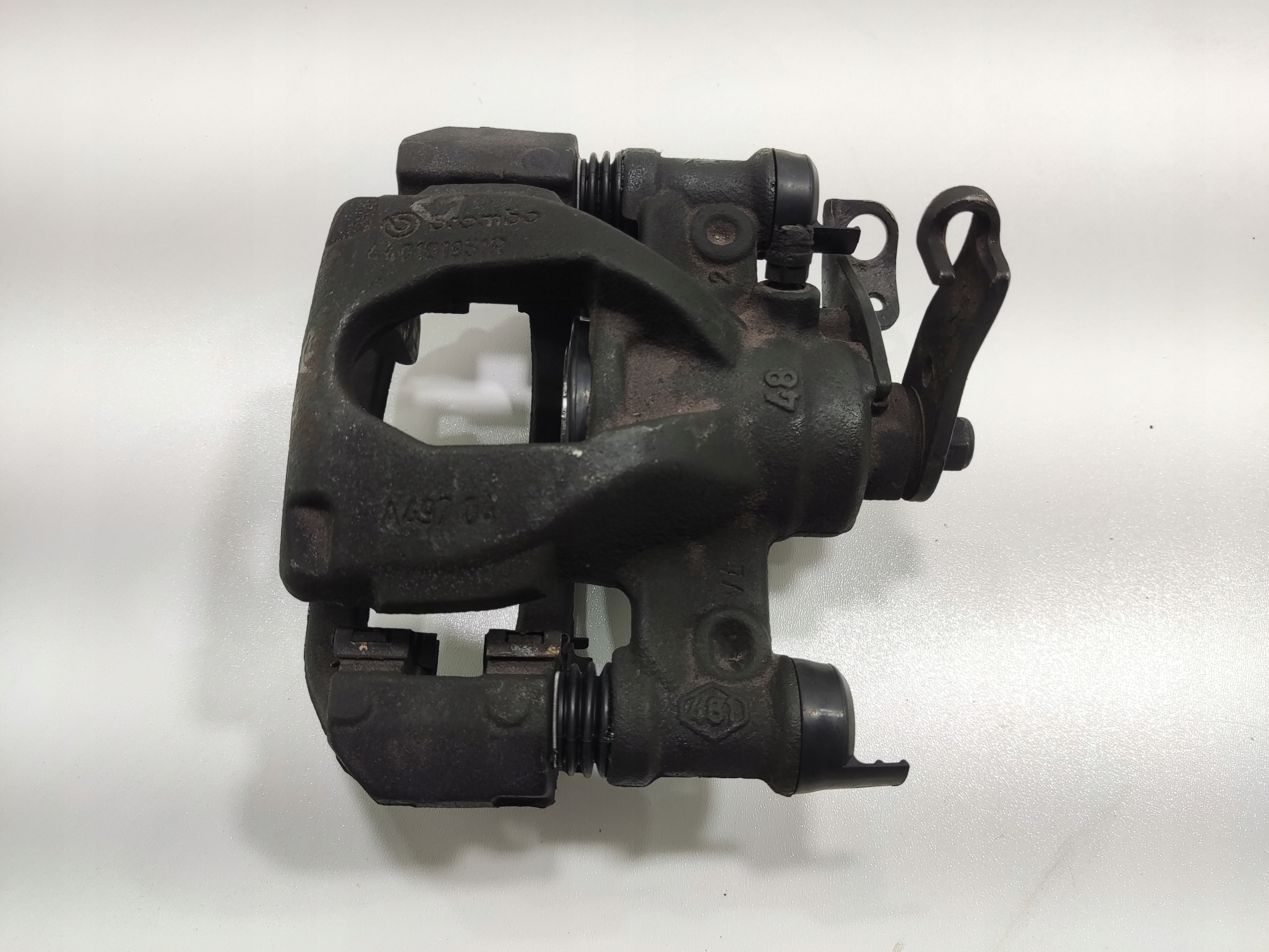LAVY ZADNY BRZDOVY STRMEN 440101951R MASTER III MOVANO B 2.3 DCI ’10-