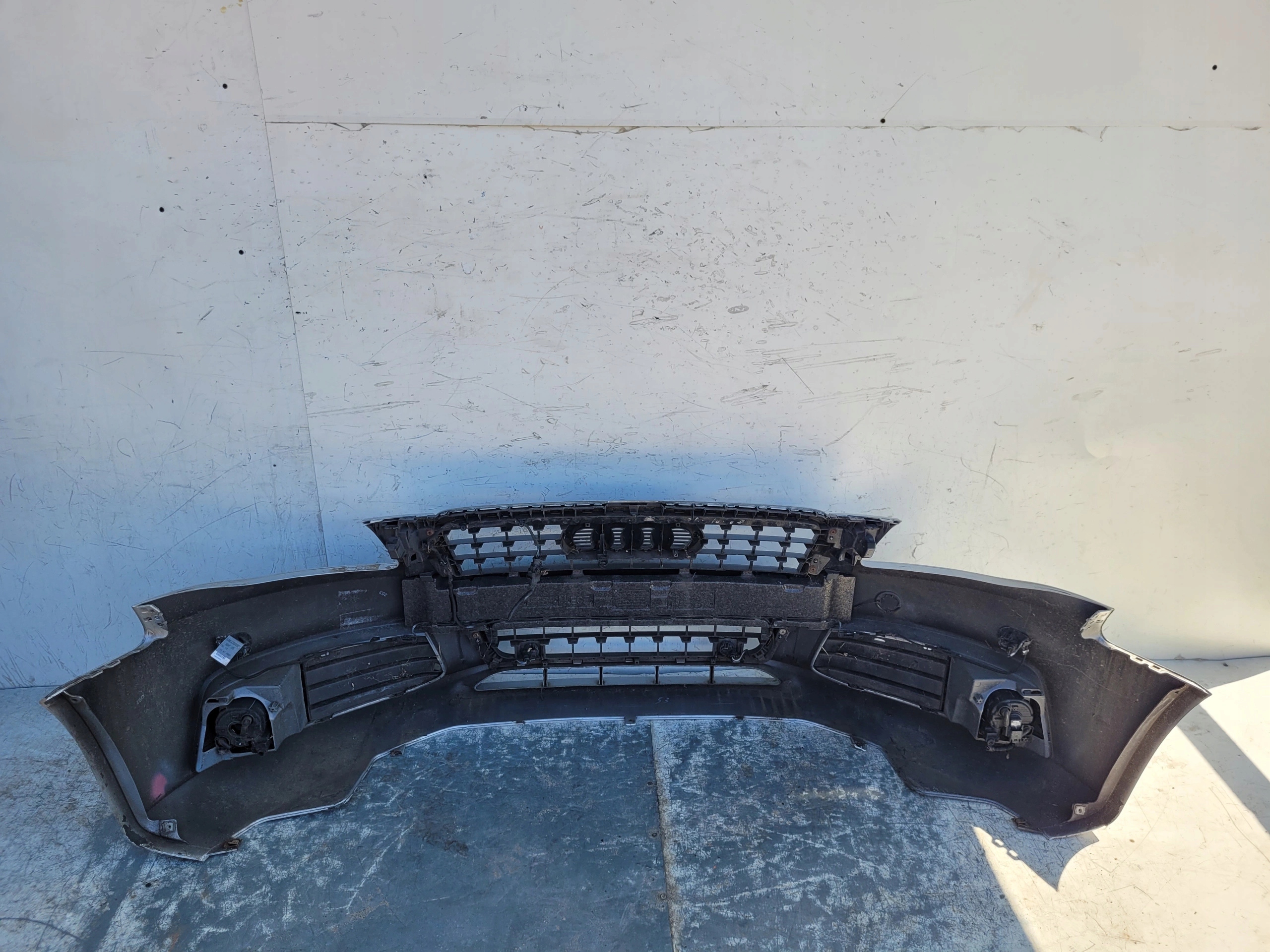 AUDI A4 B8 PDC PREDNÝ NÁRAZNÍK