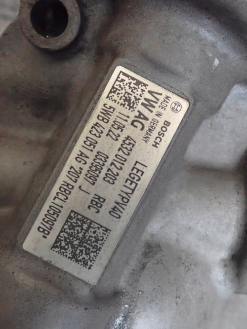 VW AUDI SEAT SKODA GOLF VIII 8 SERVORIADENIE 5WB423051AG