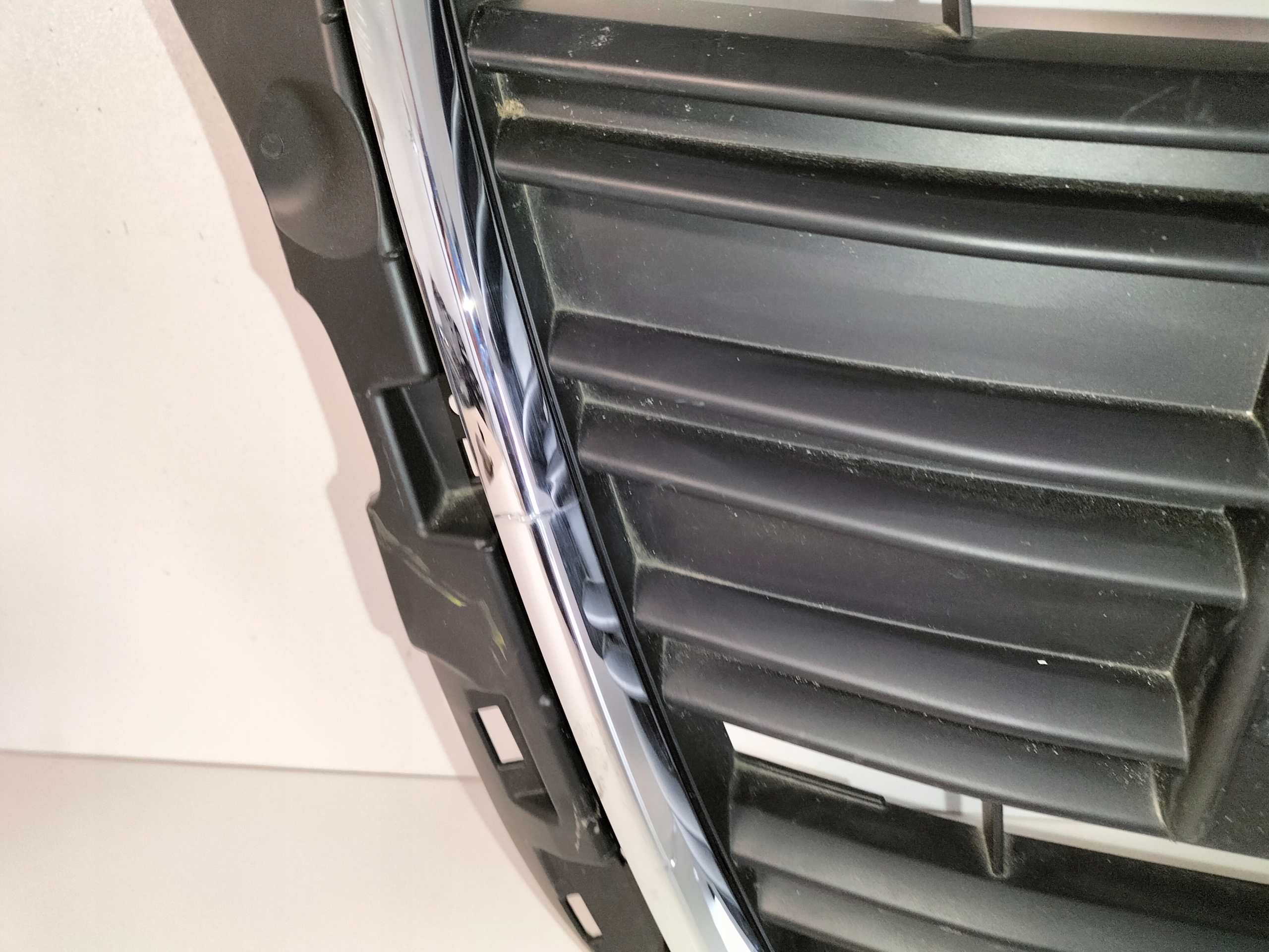 MRIEZKA LISTA AUDI A3 8V LIFT 16- HB