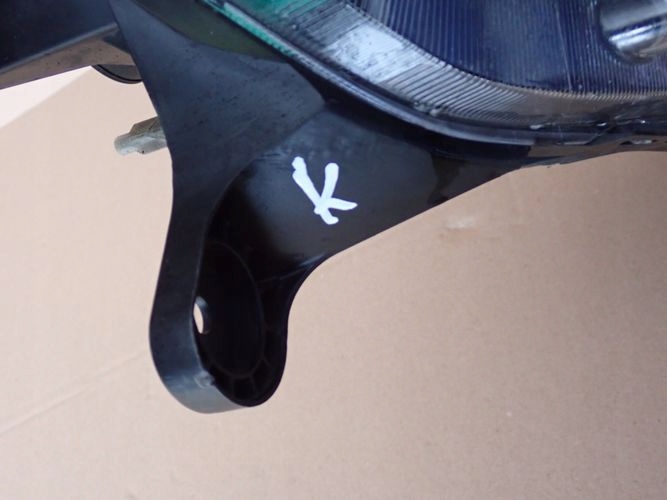 DACIA LOGAN II SANDERO II LIFT 15- PRAVE PREDNE SVETLO 260103529R