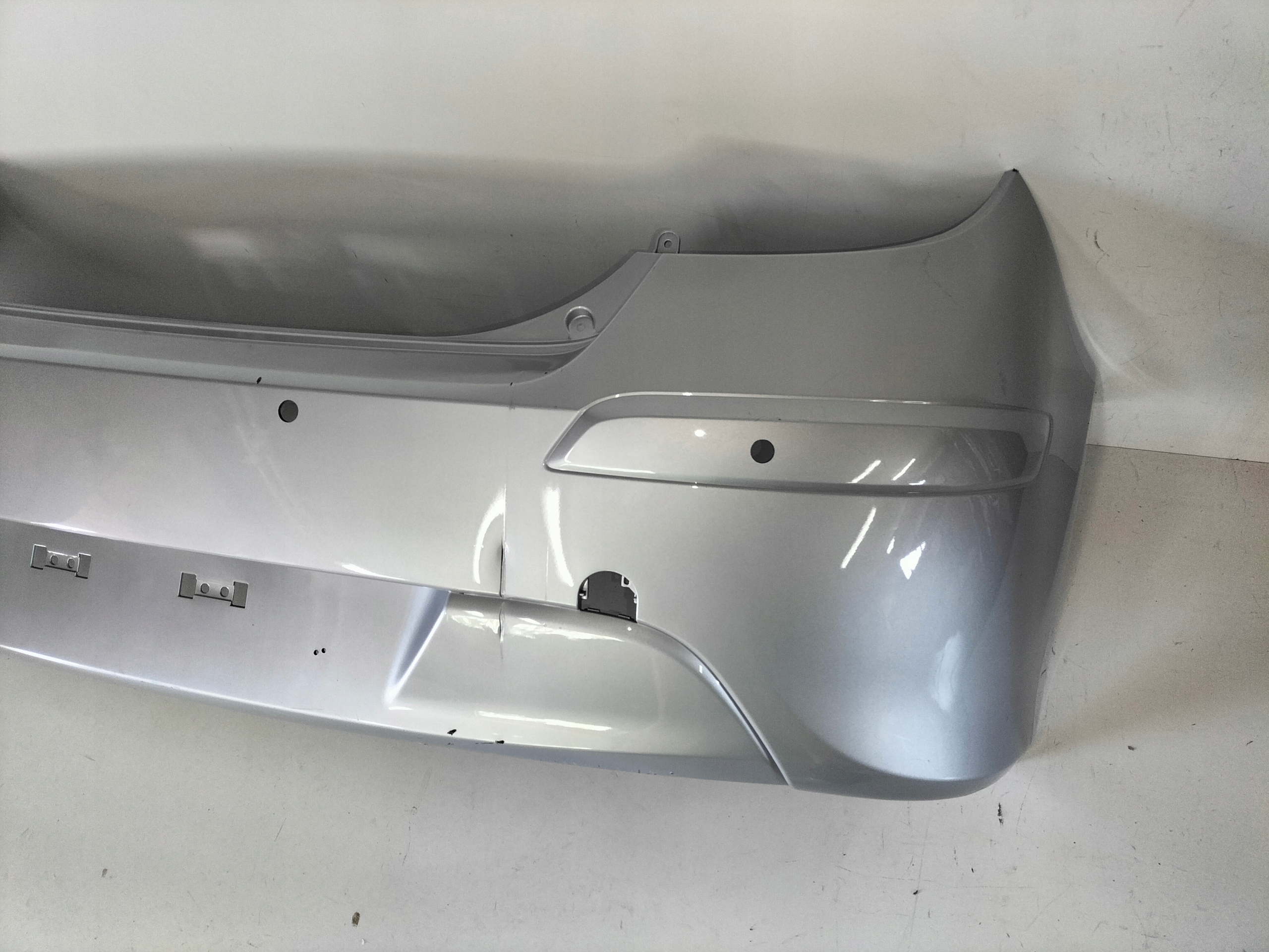 ZADNÝ NÁRAZNÍK HYUNDAI I30 I LIFT 09-12 HB