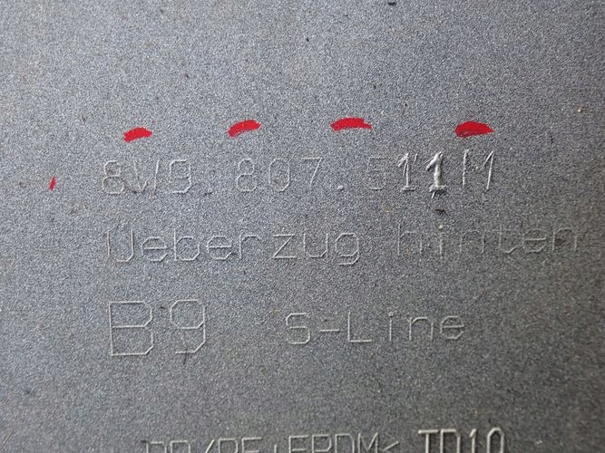 AUDI A4 B9 KOMBI 15- ZADNÝ NÁRAZNÍK