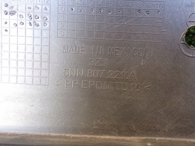 VW TIGUAN II R-LINE ALLSPACE 15- PREDNÝ NÁRAZNÍK