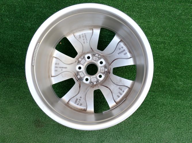 AUDI E-TRON 8,5Jx19 ET36 5×112 HLINIKOVY DISK ELEKTRON