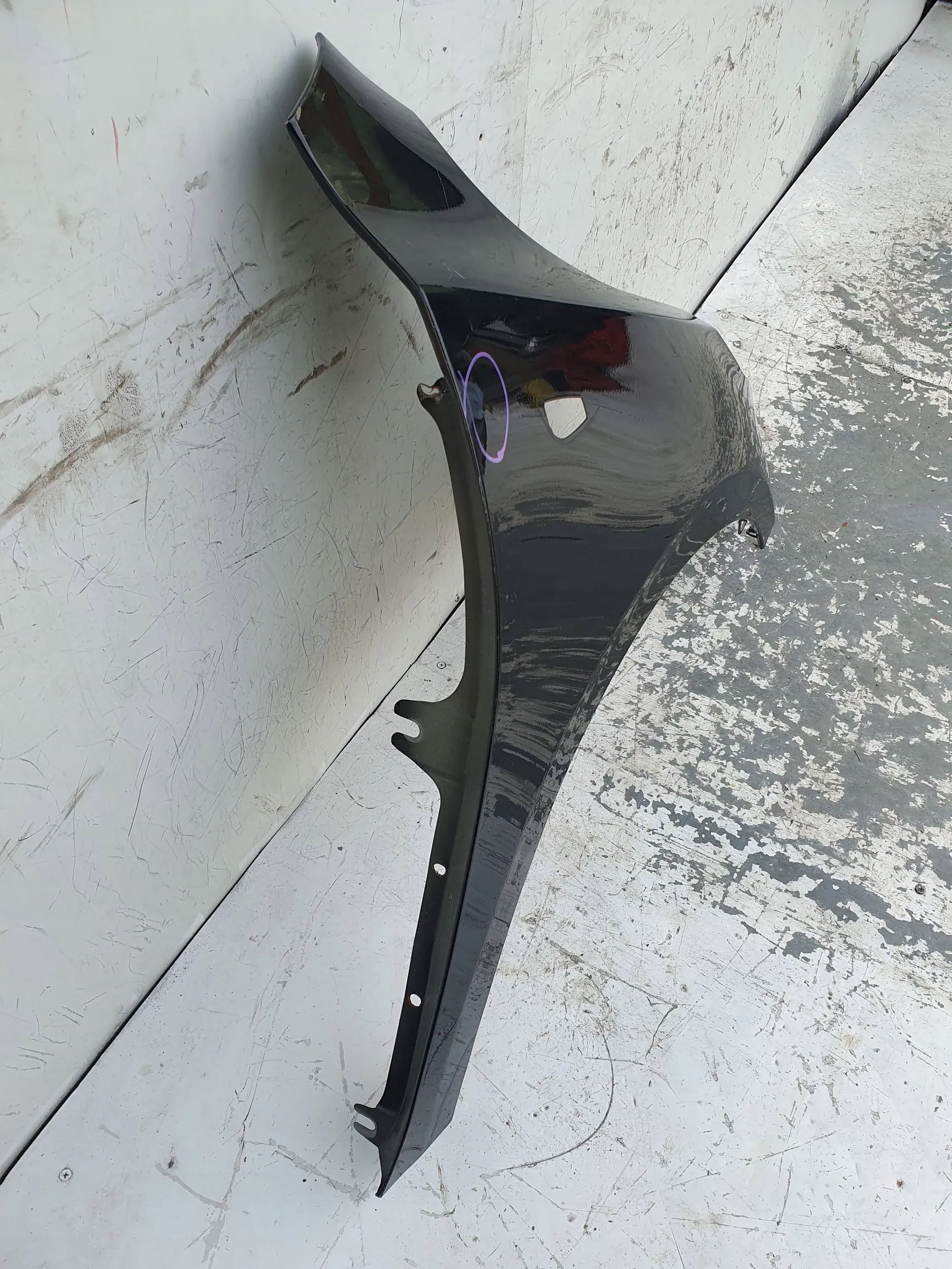 KIA Ceed III 3 PRAVY PREDNY BLATNIK