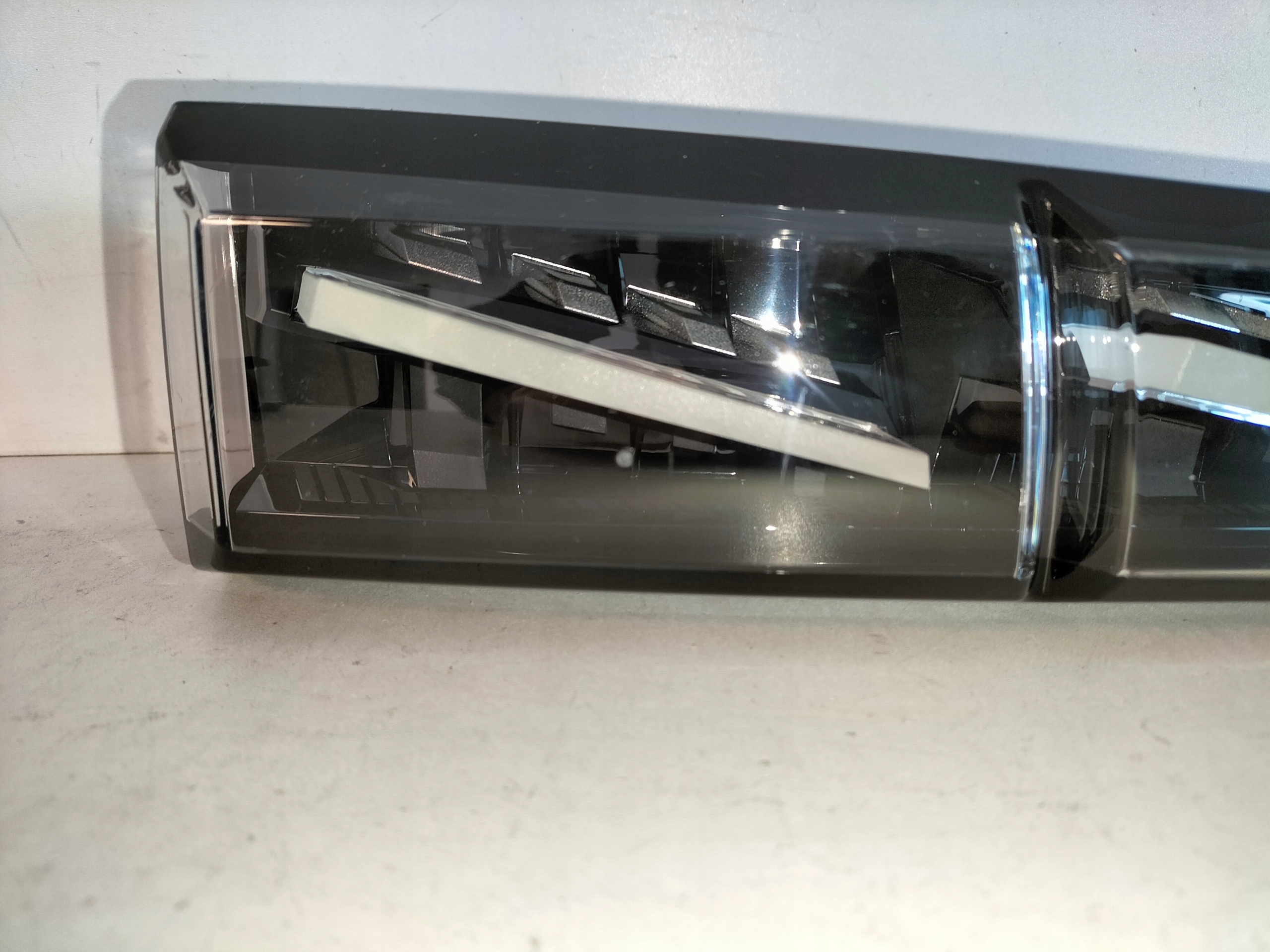 LAVE ZADNE SVETLO PEUGEOT 308 III T10 21- GT