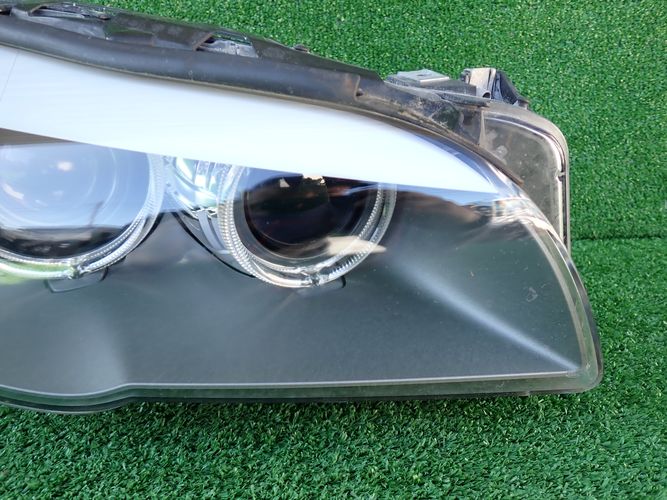 BMW F10 F11 5 BI XENON 09-13 PRAVE PREDNE SVETLO