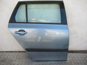 PRAVE ZADNE DVERE SKODA FABIA II 2 KOMBI PRAVE ZADNE DVERE SKODA FABIA II 2 KOMBI