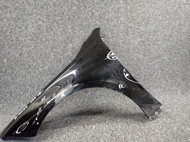 MERCEDES W177 177 A-KLASA 18- ĽAVÝ PREDNÝ BLATNÍK