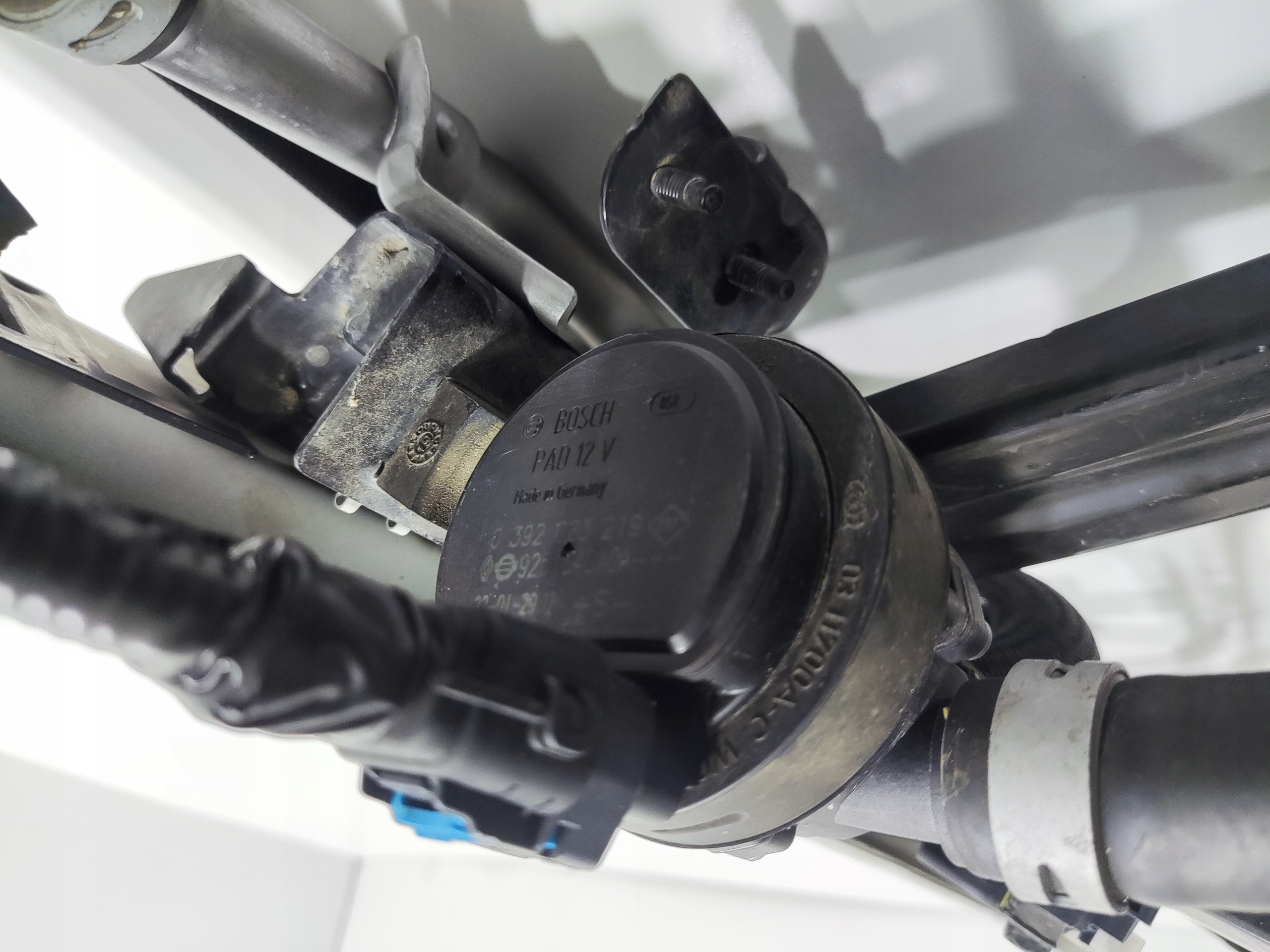 DRZIAK CHLADICOV NISSAN NAVARA IV D23 NP300 2015-2022
