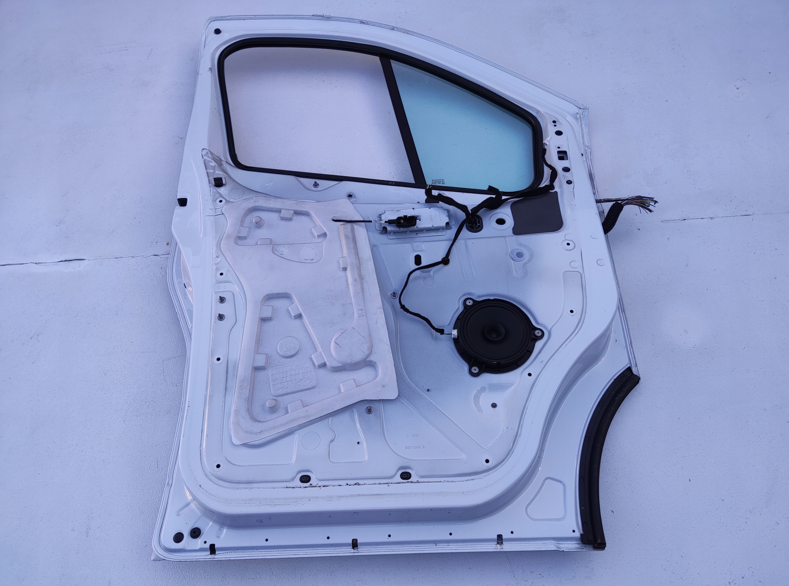 ĽAVÉ PREDNÉ DVERE RENAULT TRAFIC III OPEL VIVARO B 2014-2024
