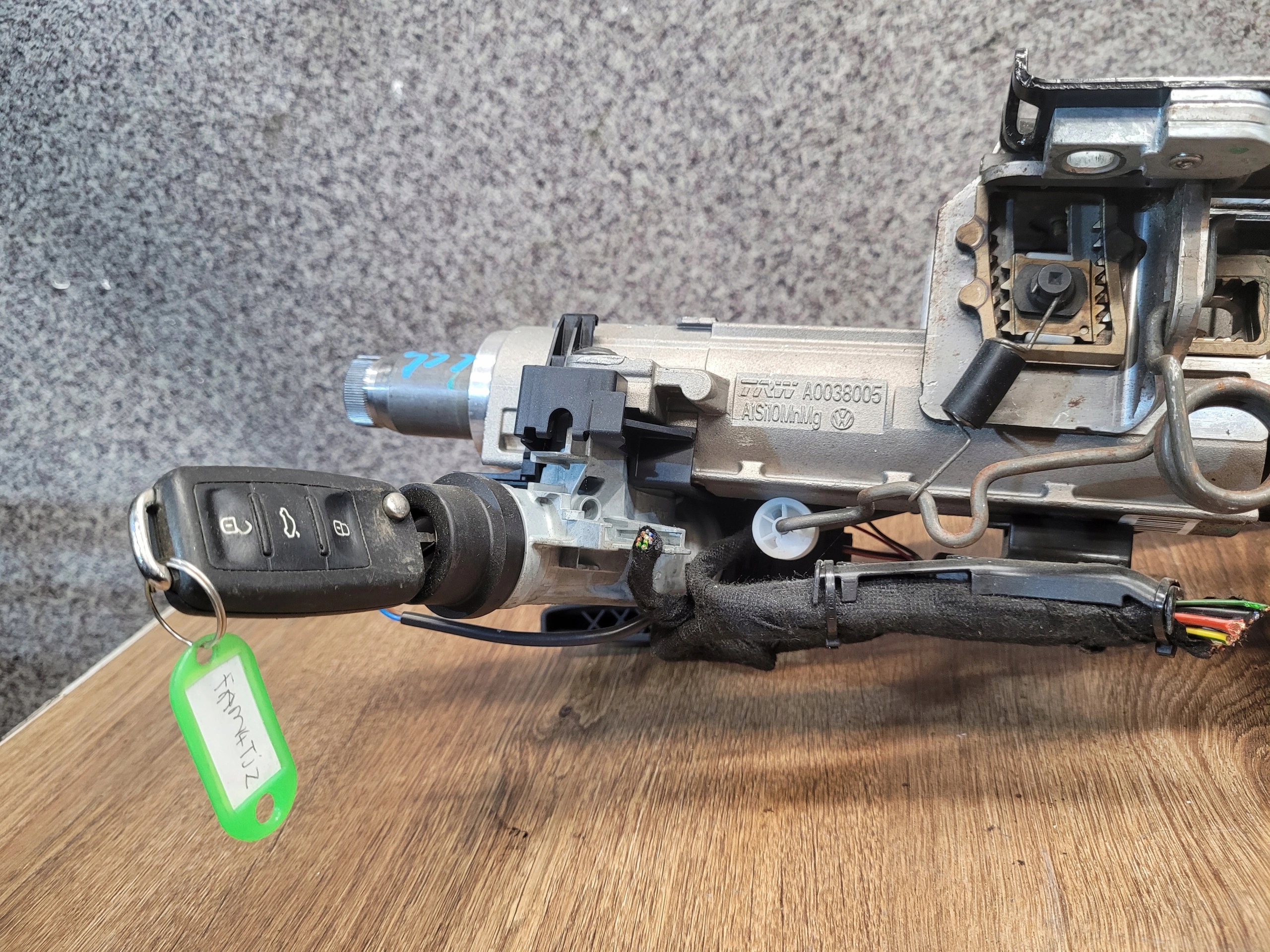 SEAT TOLEDO IV 6R2909144P VOLANTOVÁ TYČ SERVOČERPADLO SPINACIA SKRINKA