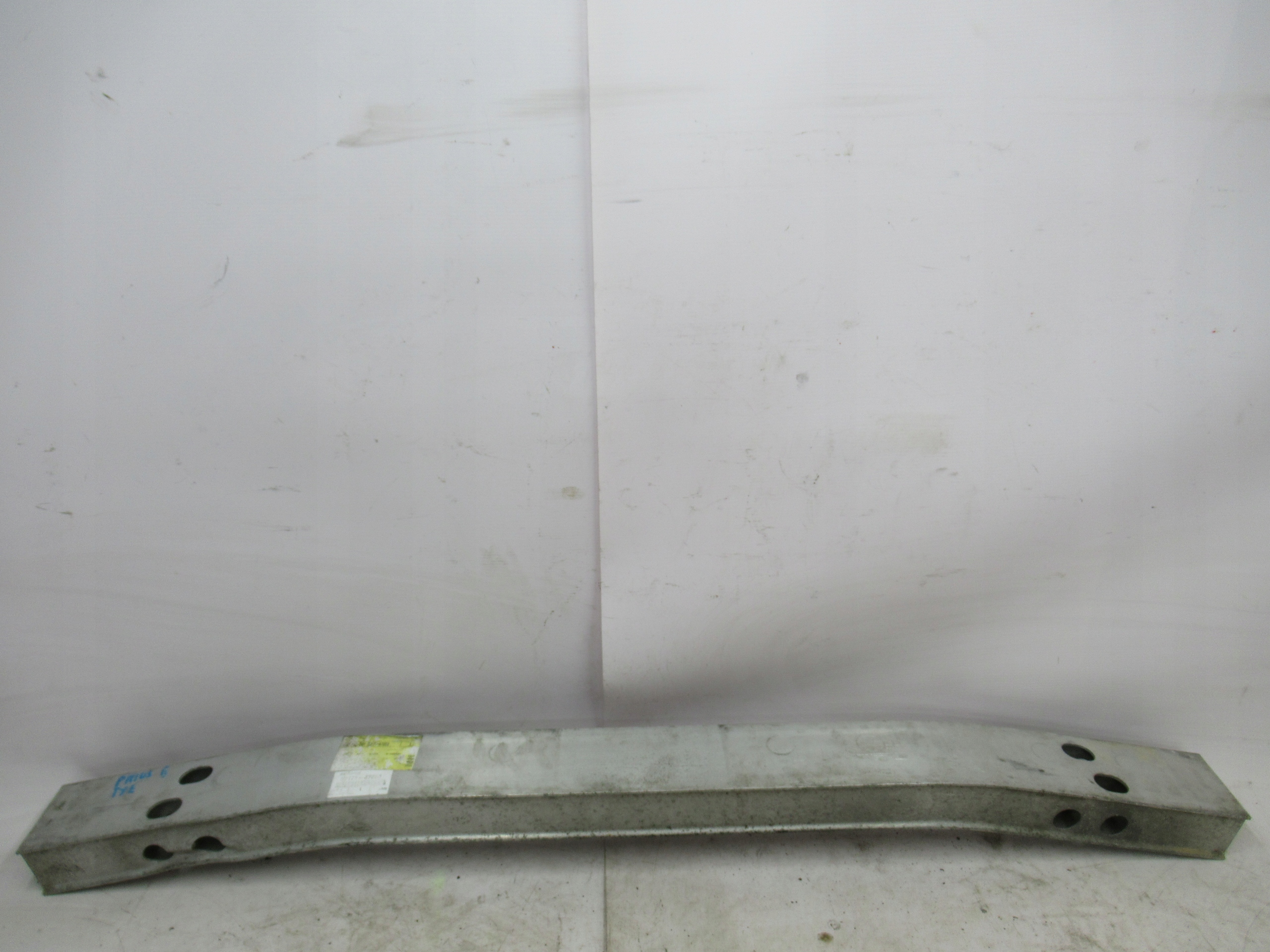 VÝSTUHA ZADNÉHO NÁRAZNÍKA TOYOTA PRIUS II 03-09