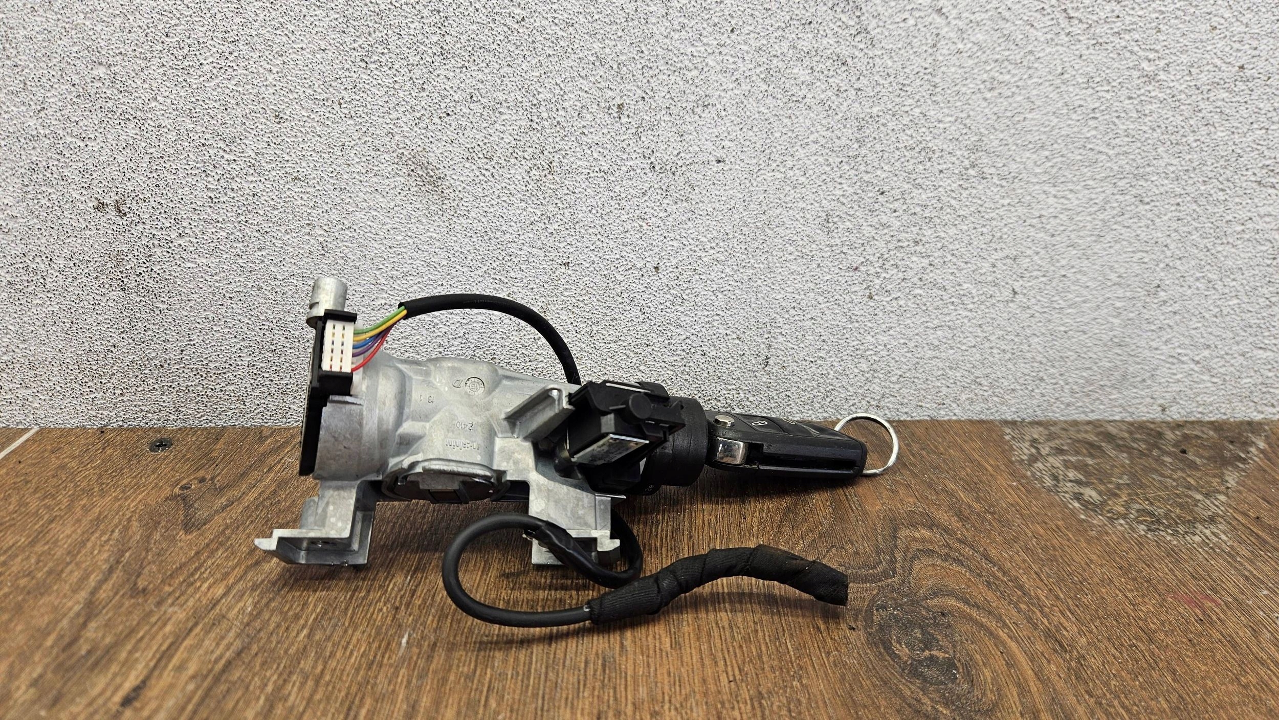 Seat Leon III 3 0773AC08015 SPINACIA SKRINKA + KLUCIK