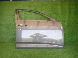AUDI A6 C8 18- PRAVE PREDNE DVERE AUDI A6 C8 18- PRAVE PREDNE DVERE