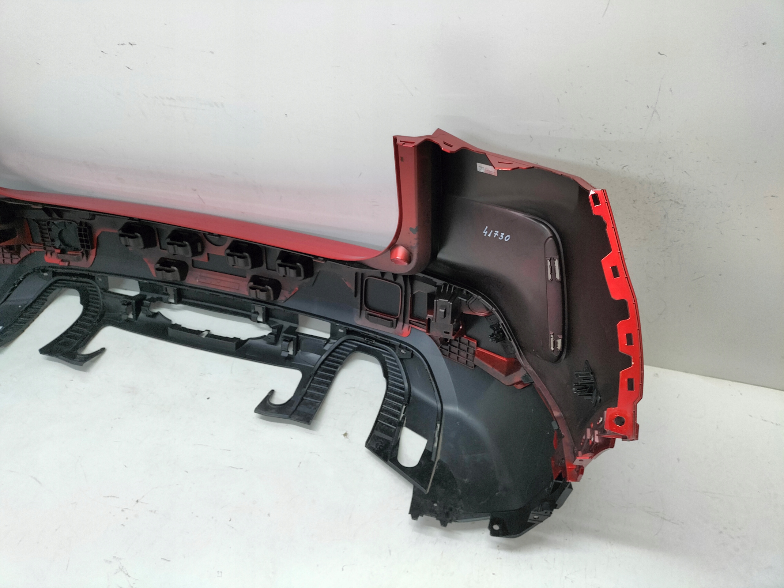 ZADNÝ NÁRAZNÍK CITROEN C4 III 20-