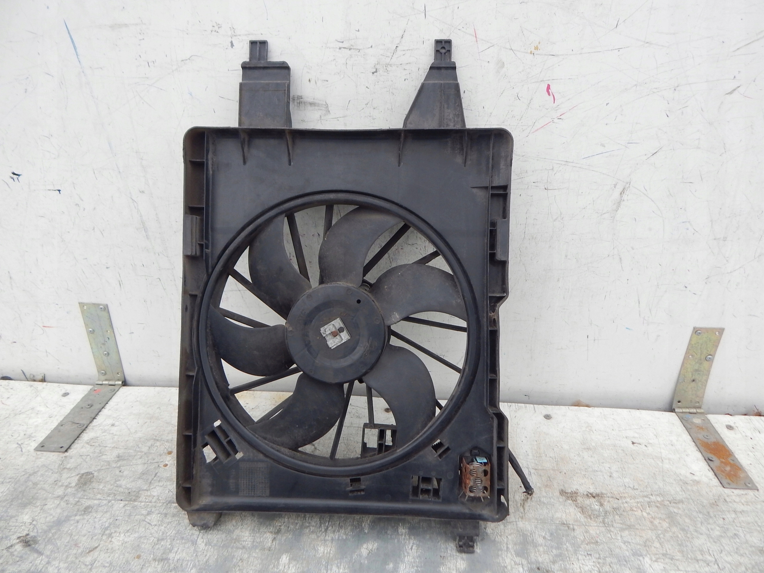 RENAULT SCENIC II VENTILATOR CHLADICA 8200151465