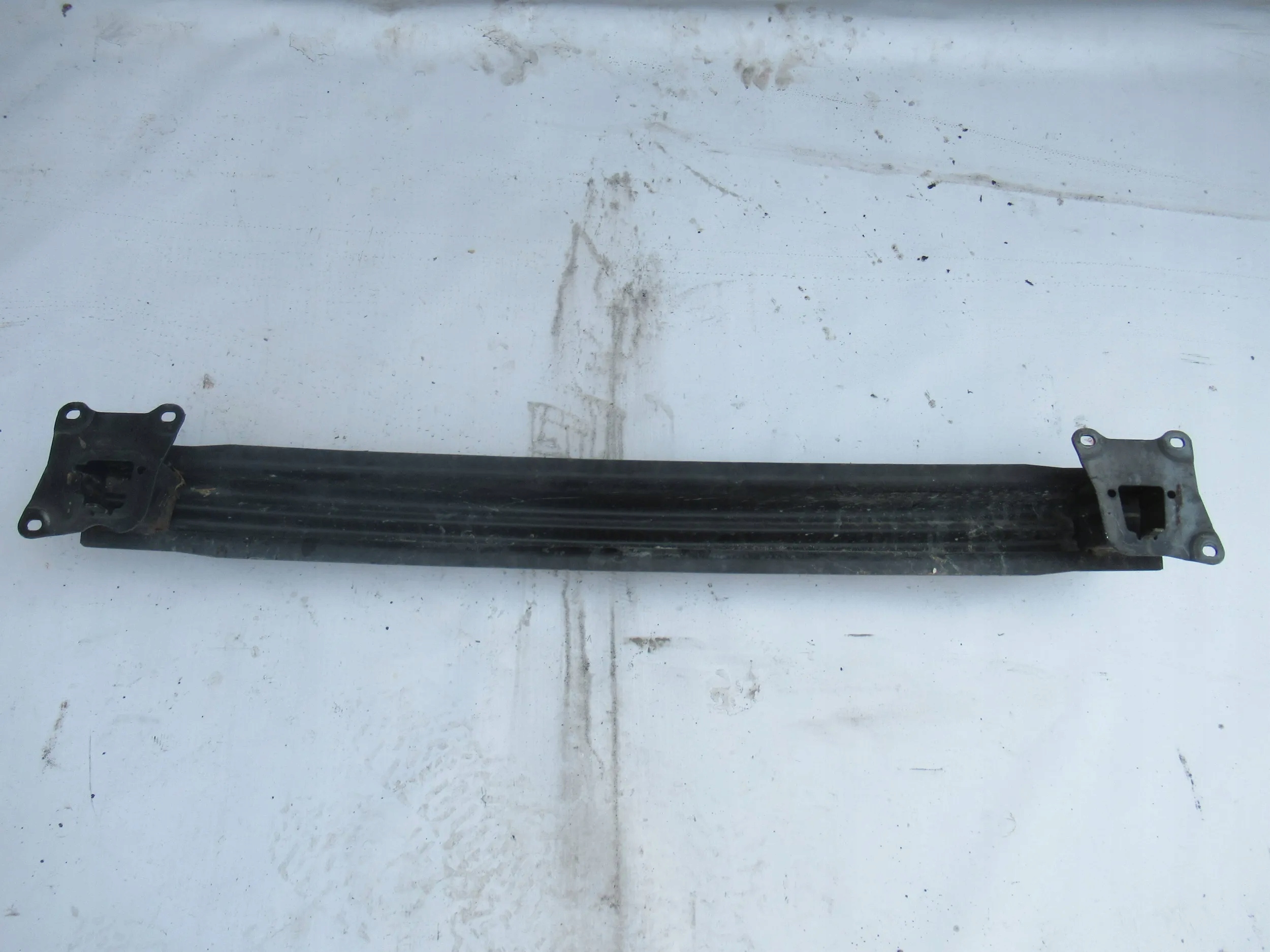 VÝSTUHA ZADNÉHO NÁRAZNÍKA VW GOLF V PLUS +