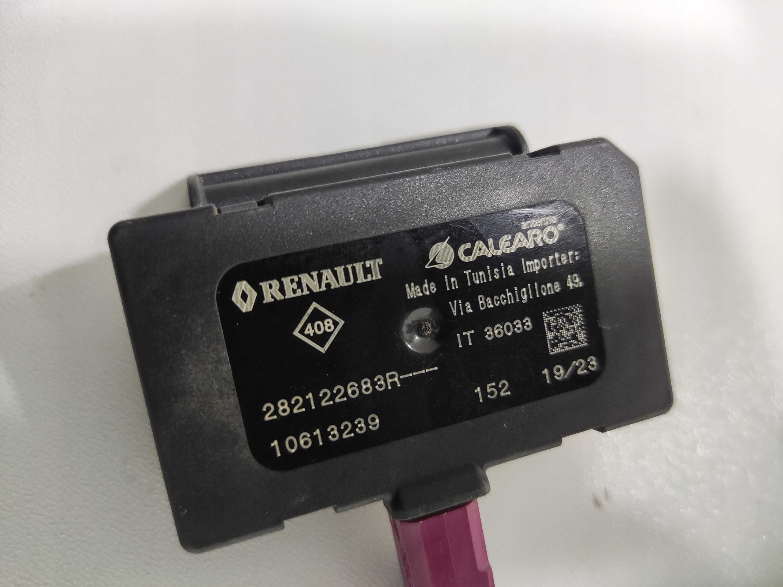 MODUL ZOSILNOVAC ANTENY RENAULT KANGOO IV 2022-2025 282122683R