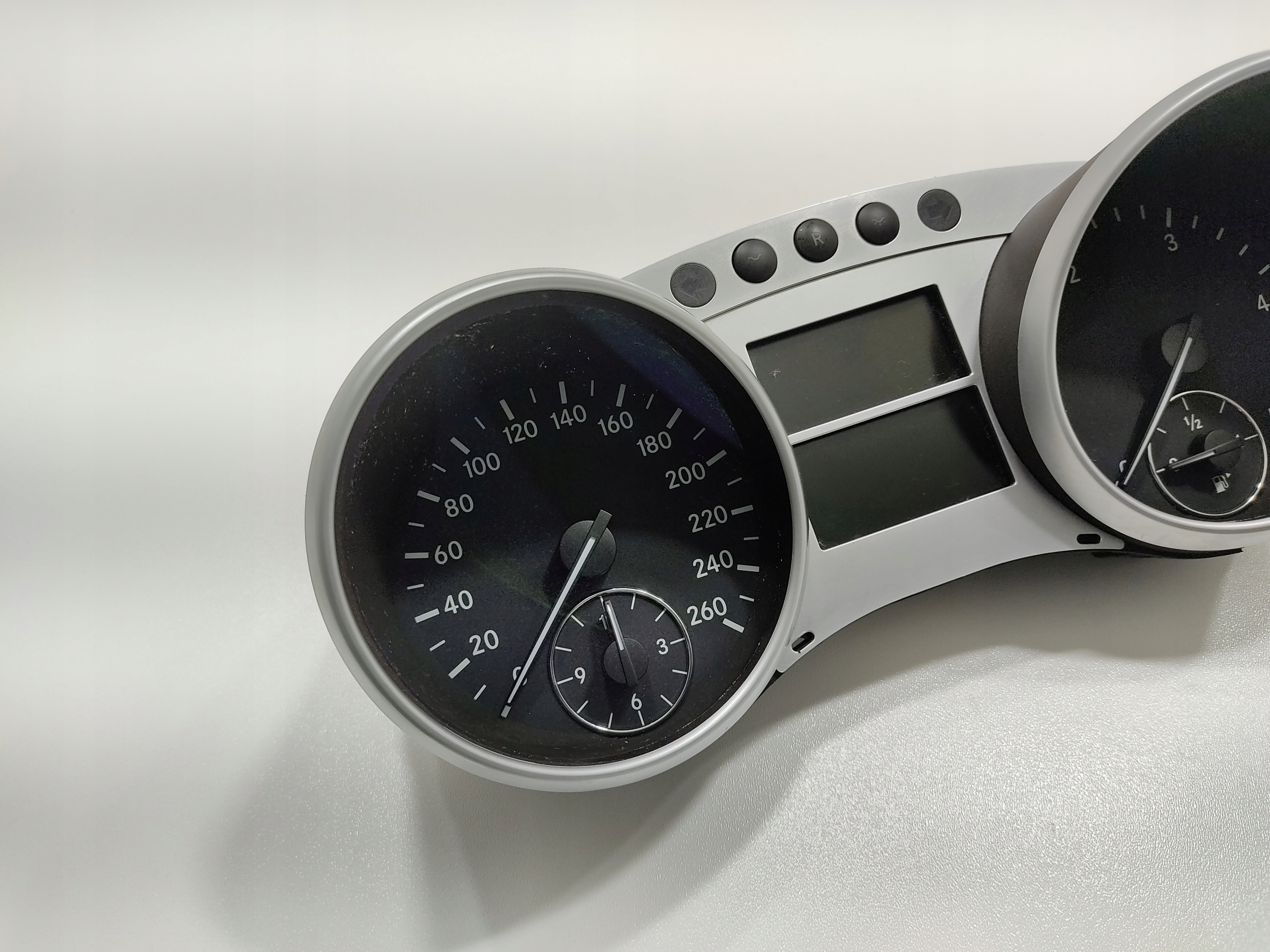 TACHOMETER BUDIKY ML W164 3.0 CDI A2515404348 EUROPA 2005-08