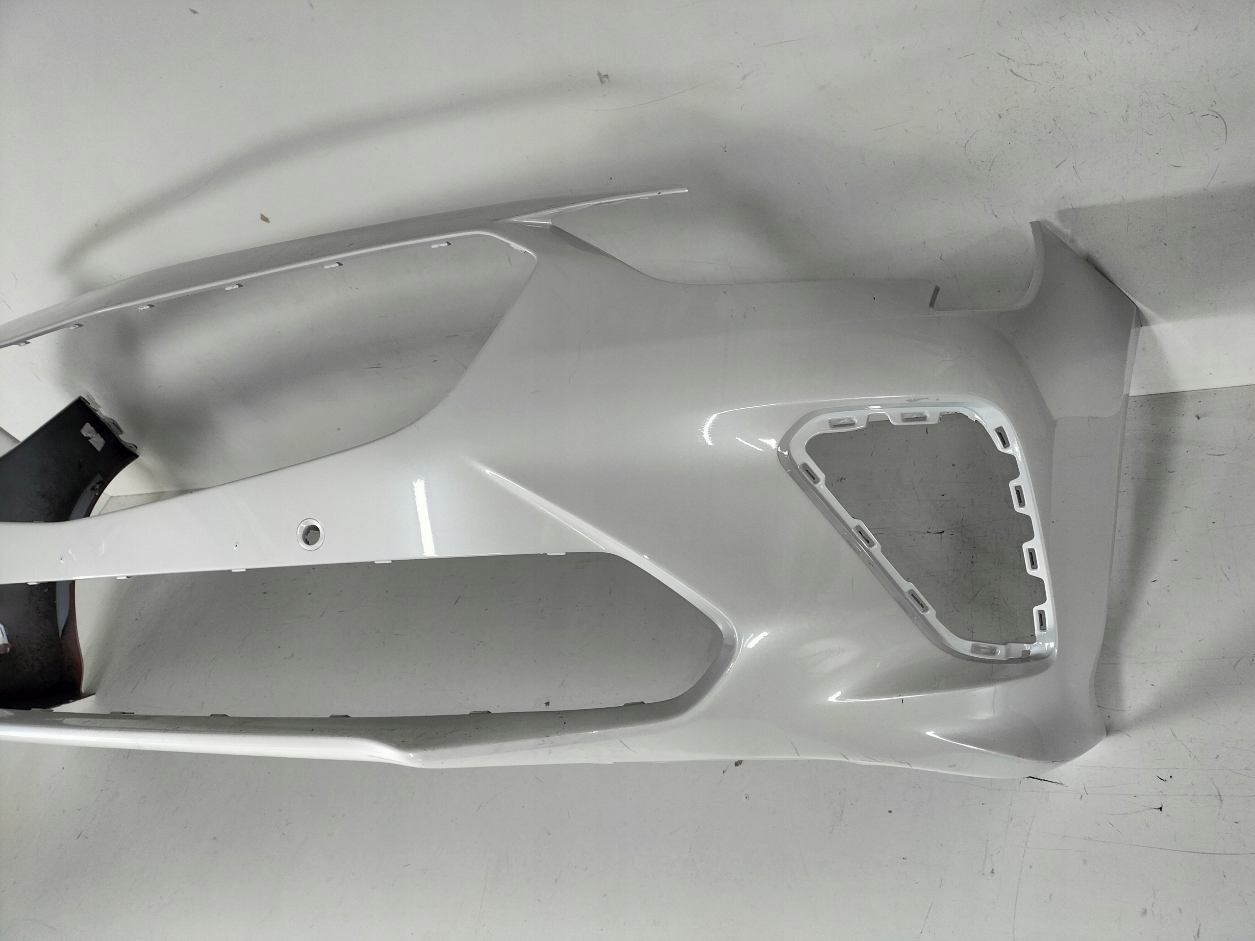 PREDNÝ NÁRAZNÍK OPEL INSIGNIA B LIFT 20- GSI